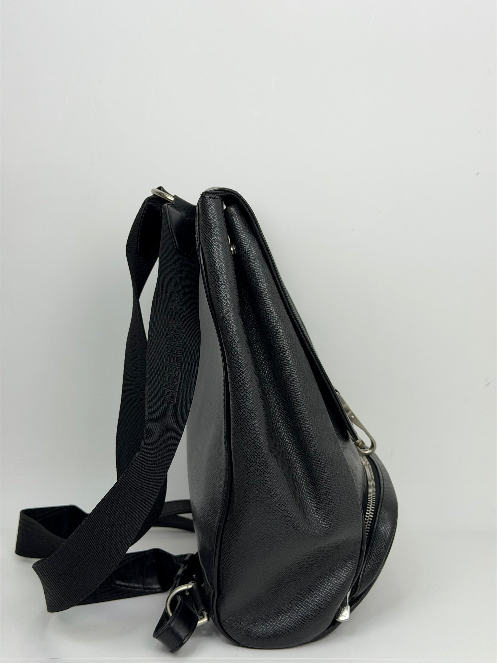 Zaino Louis Vuitton cassiar nero