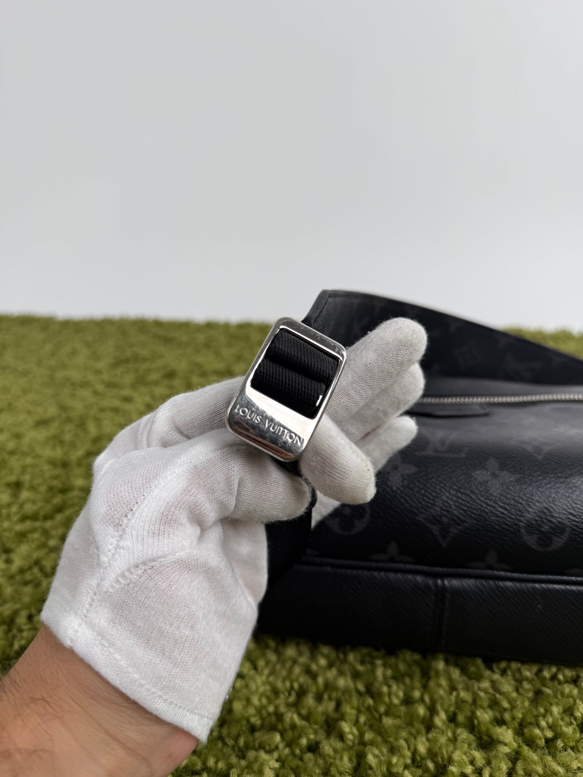 Borsello Louis Vuitton In pelle Nero