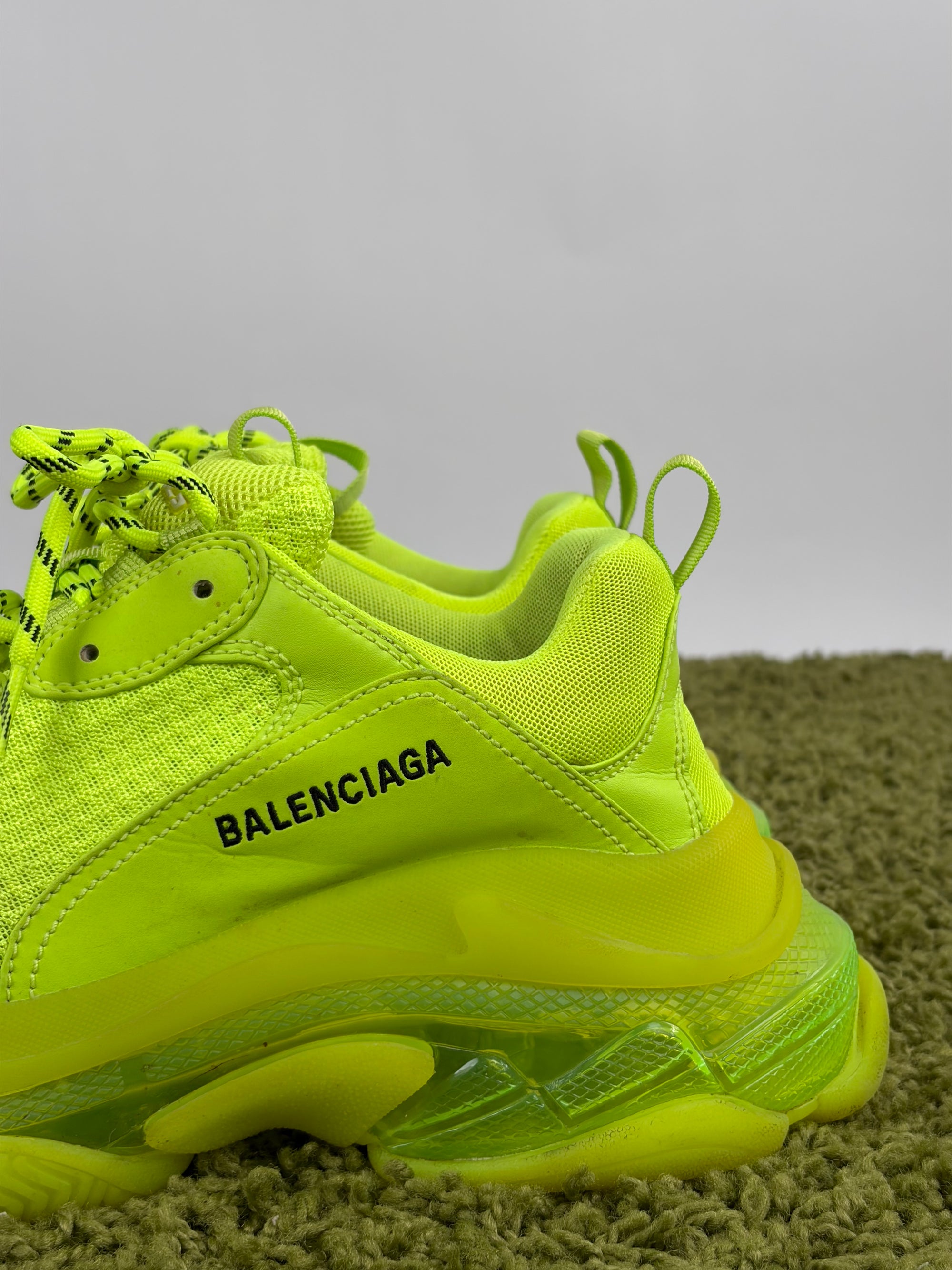 Balenciaga Triple S Size 42 gialle fluo