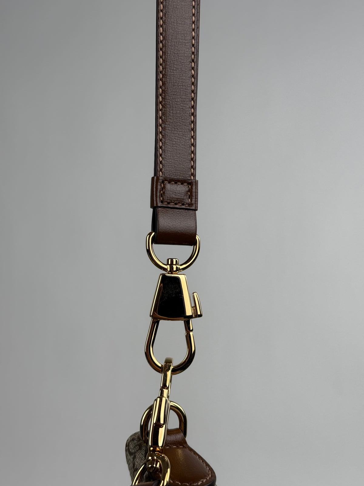 Borsa Gucci a tracolla con finitura in pelle Beige