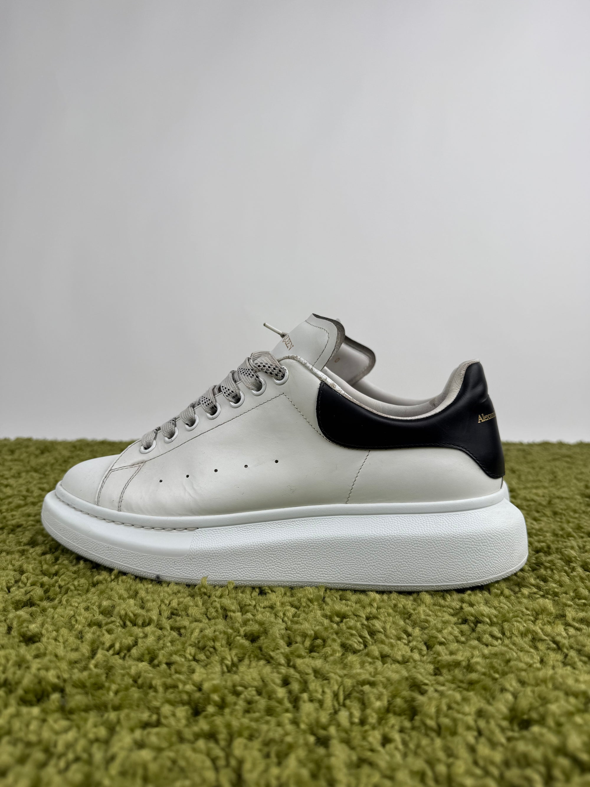 Alexander Mcqueen Sneaker 43