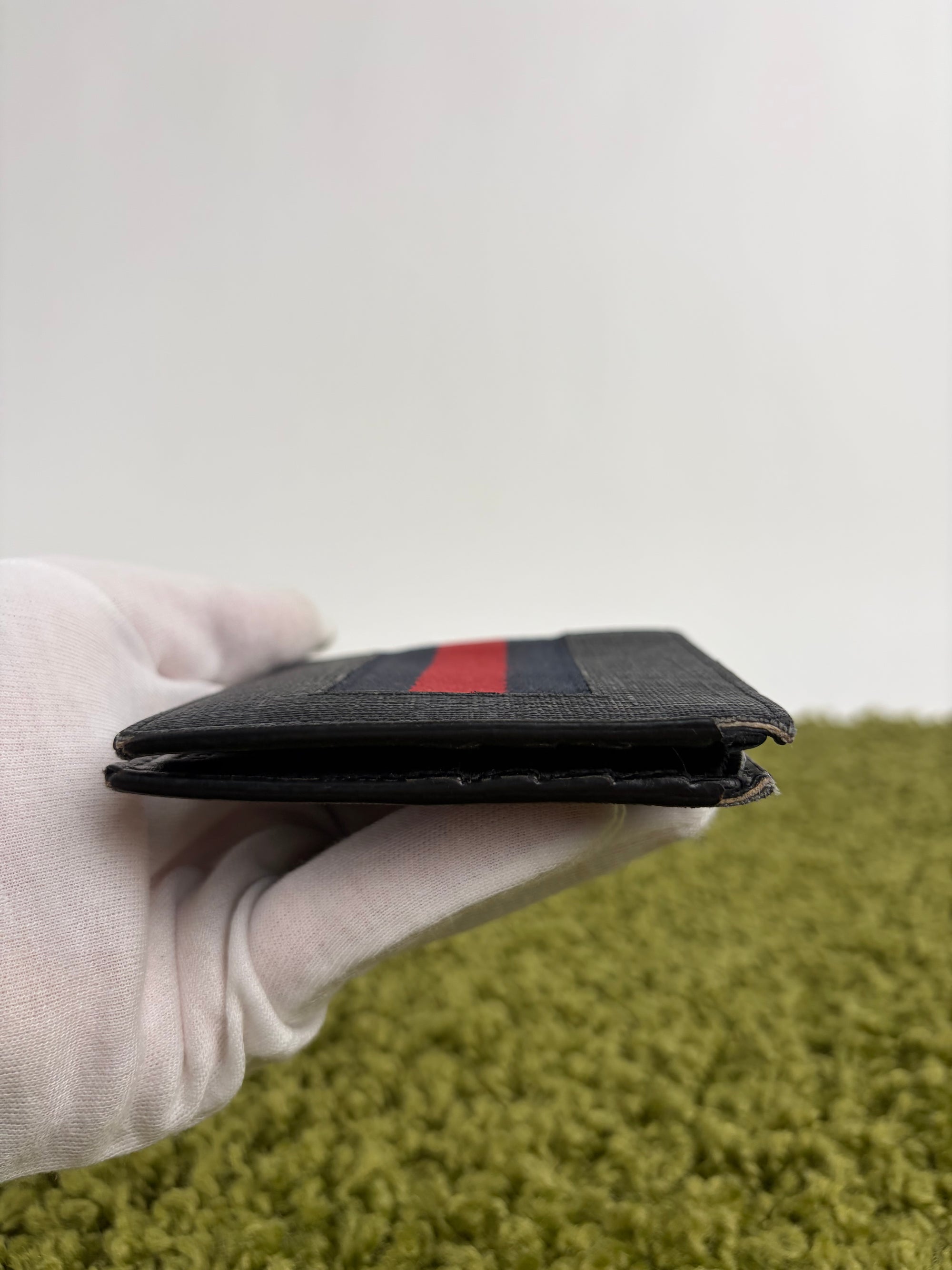 Portafoglio Gucci nero blu e rosso