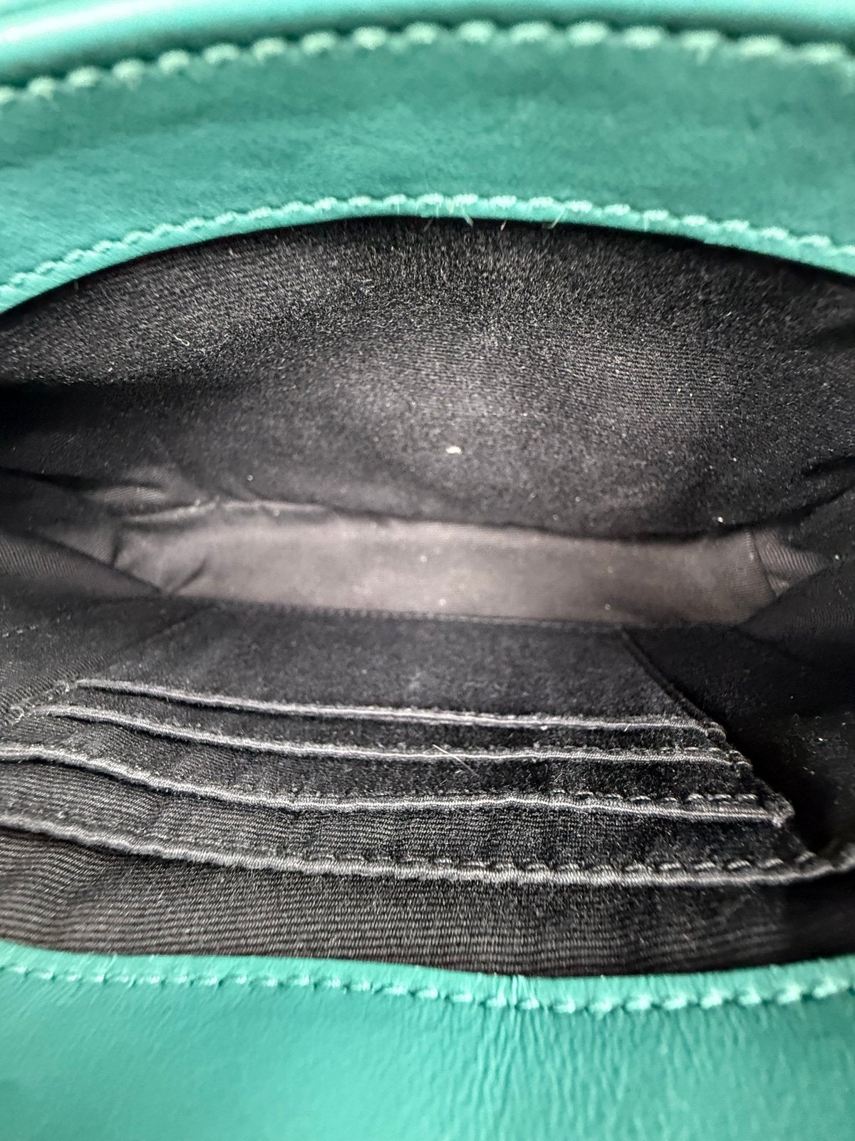 Borsa a tracolla Saint Laurent Toy LouLou Verde - Second Hand Di Fiore