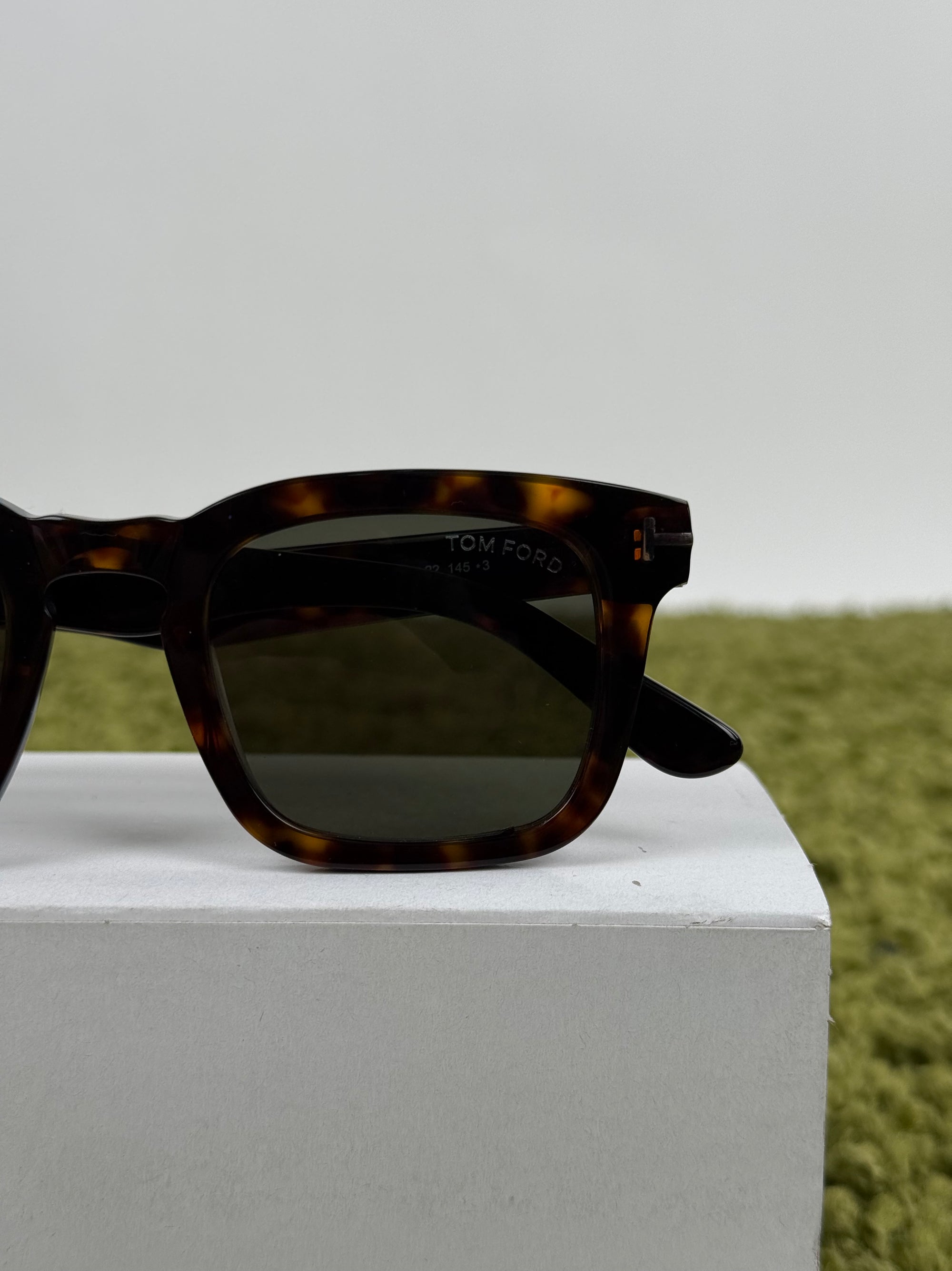 Occhiali Tomford