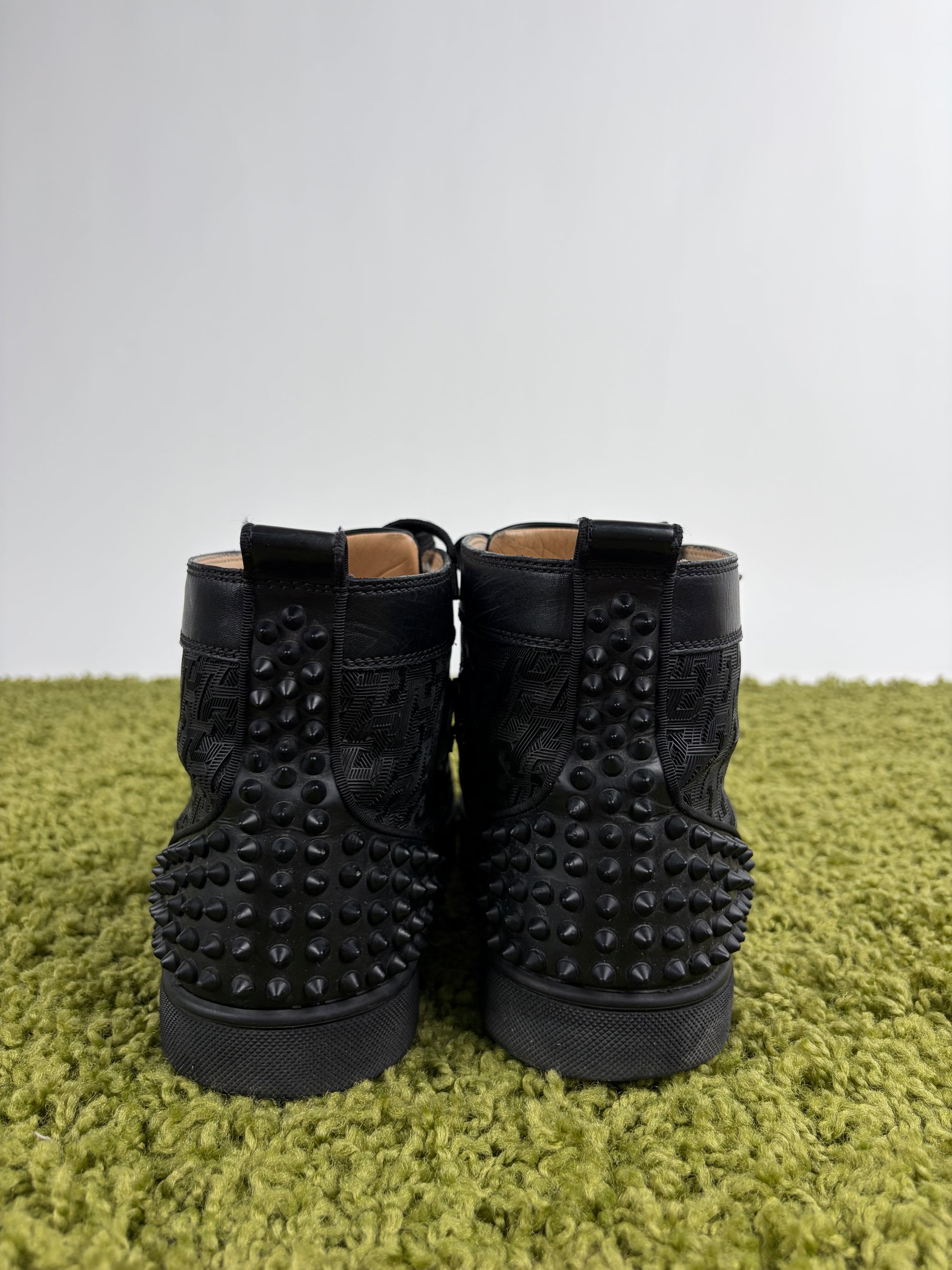 Louboutin alte Size 44 nere