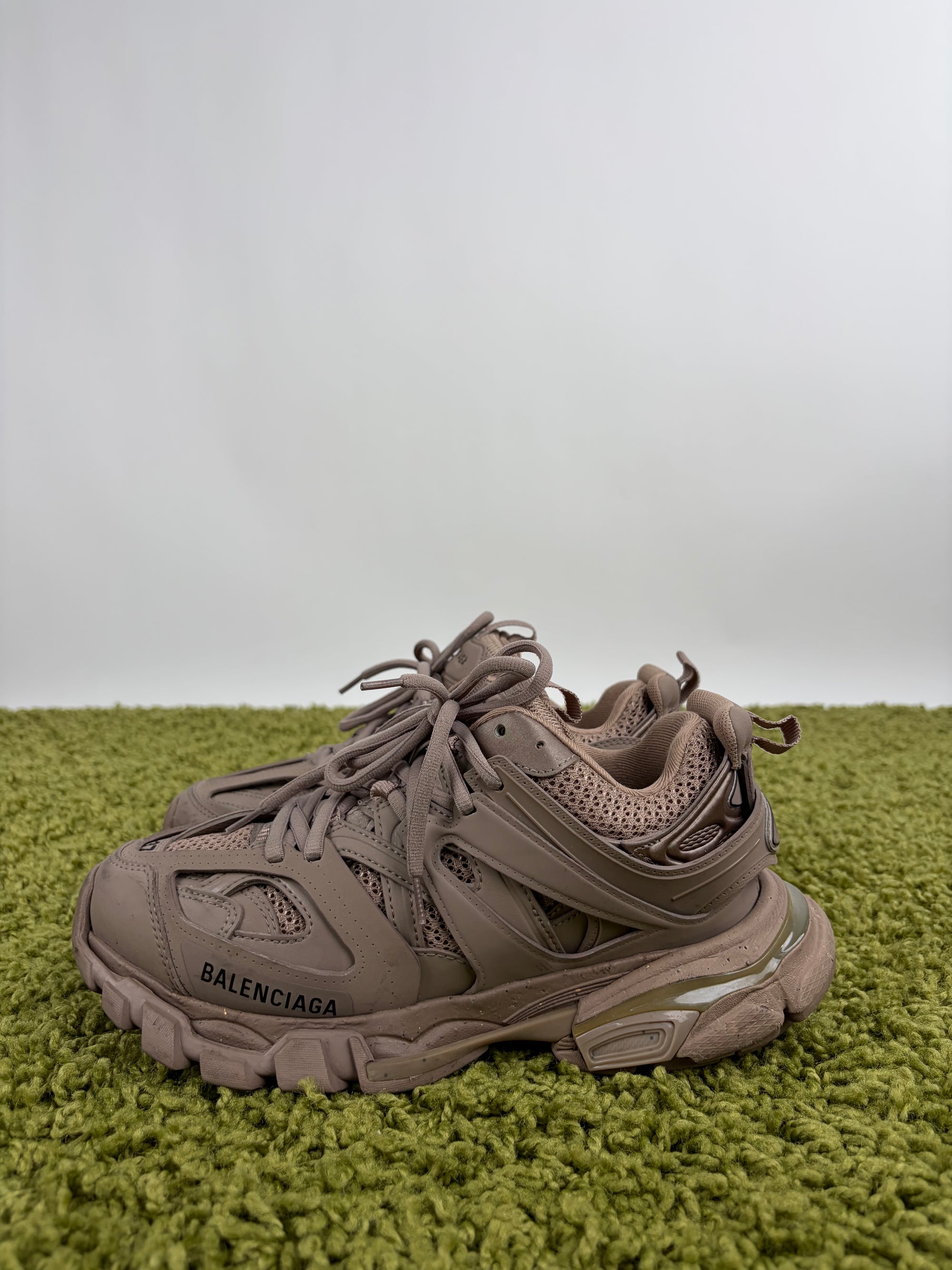 Balenciaga Track Size 37 marrone fango