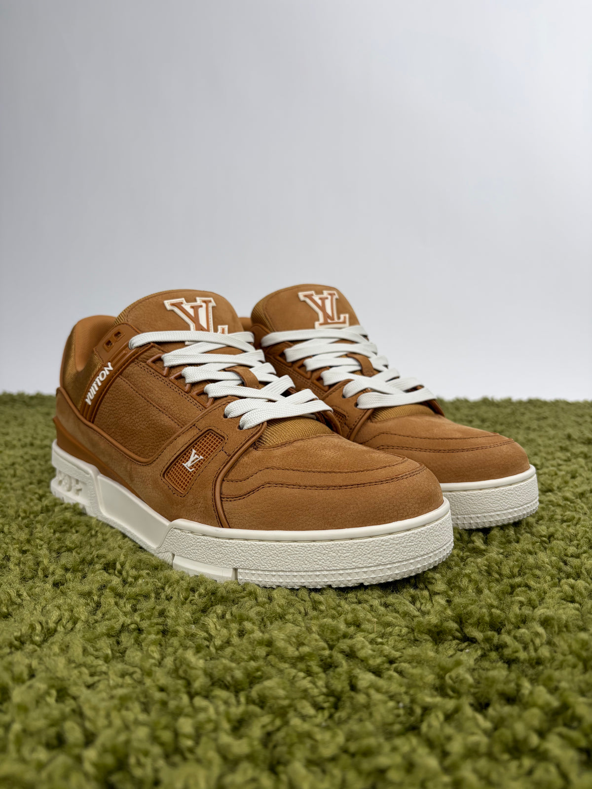 Louis Vuitton Trainer Beige 7