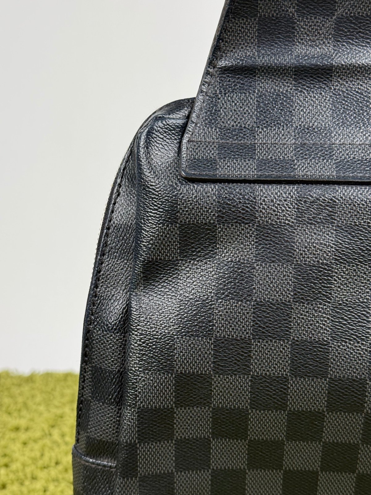 Monospalla Louis Vuitton Avenue Sling Nero - Second Hand Di Fiore