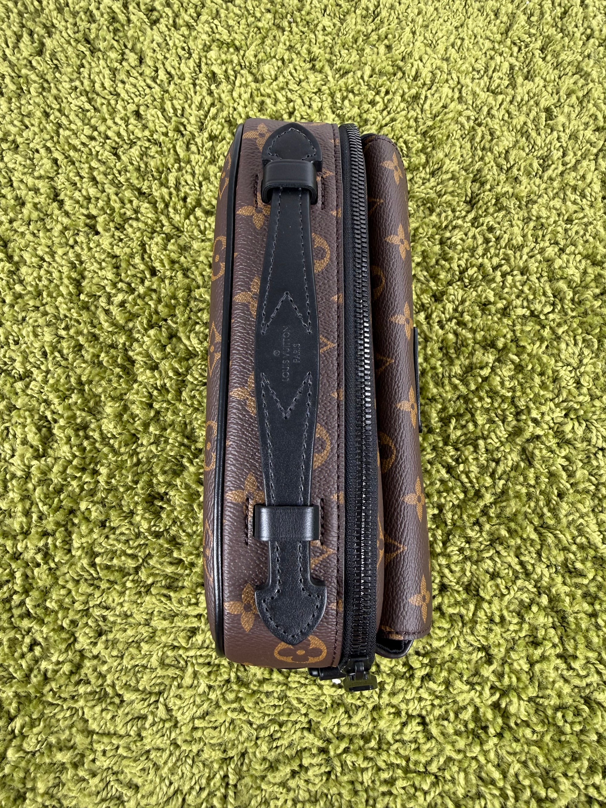 Borsa Messenger S Lock Louis Vuitton Marrone