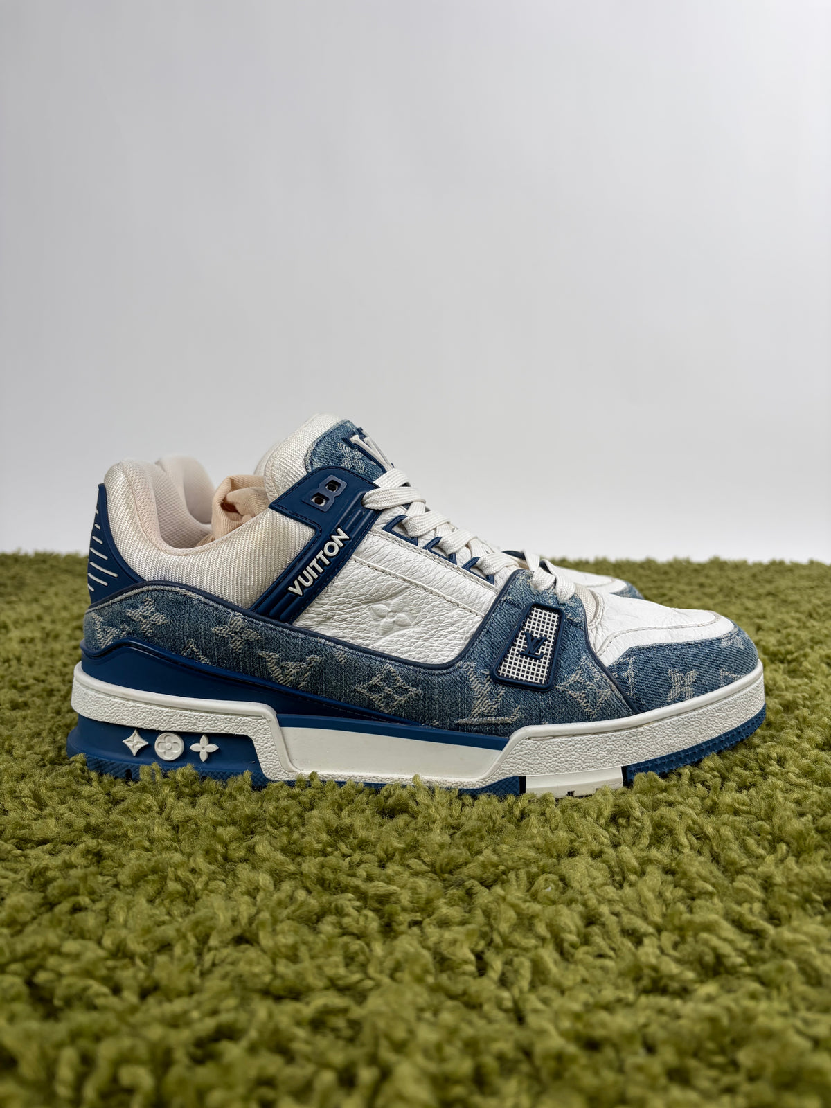 Louis Vuitton Trainer In Denim Blu 7.5