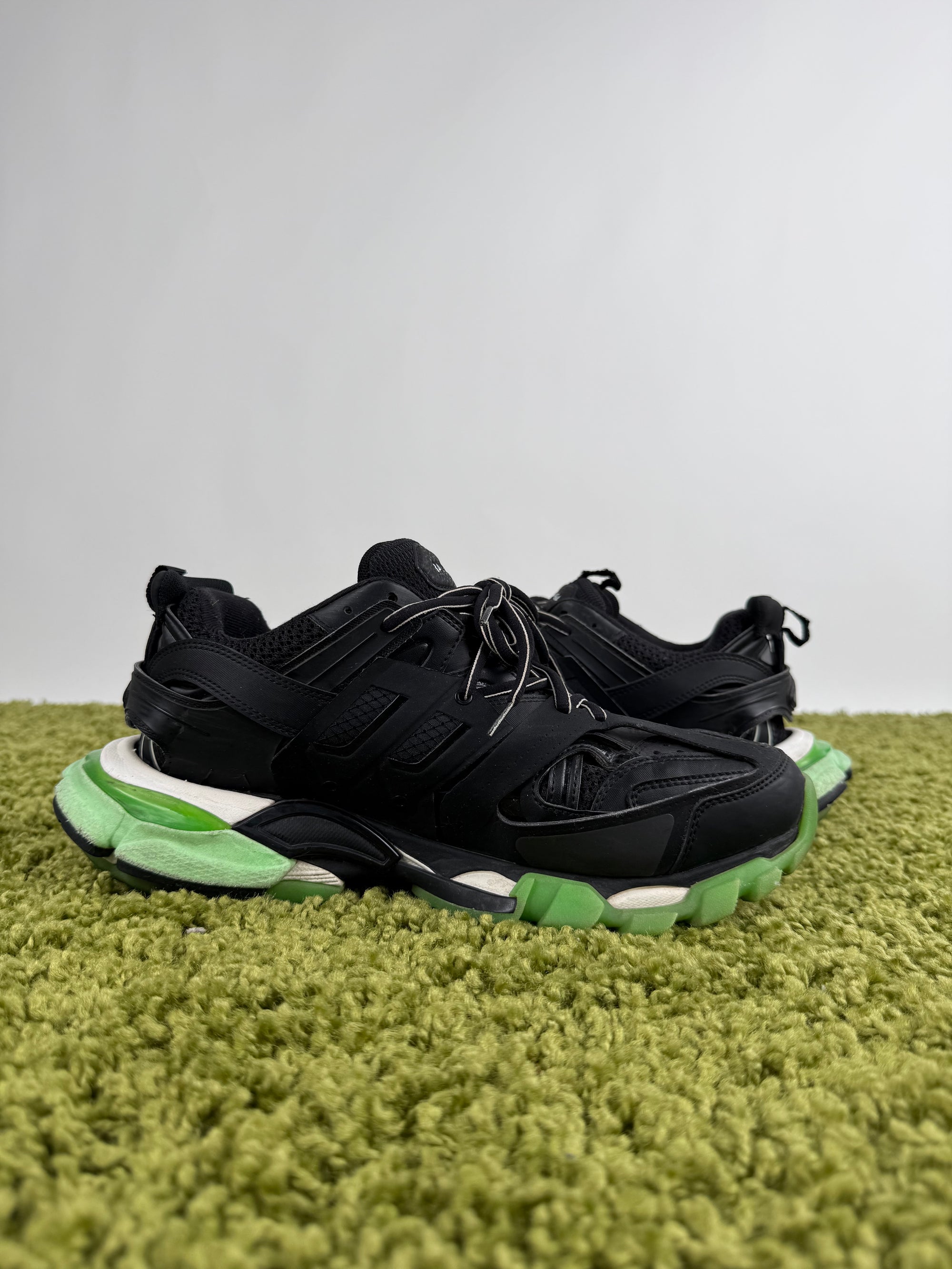 Balenciaga Track 42
