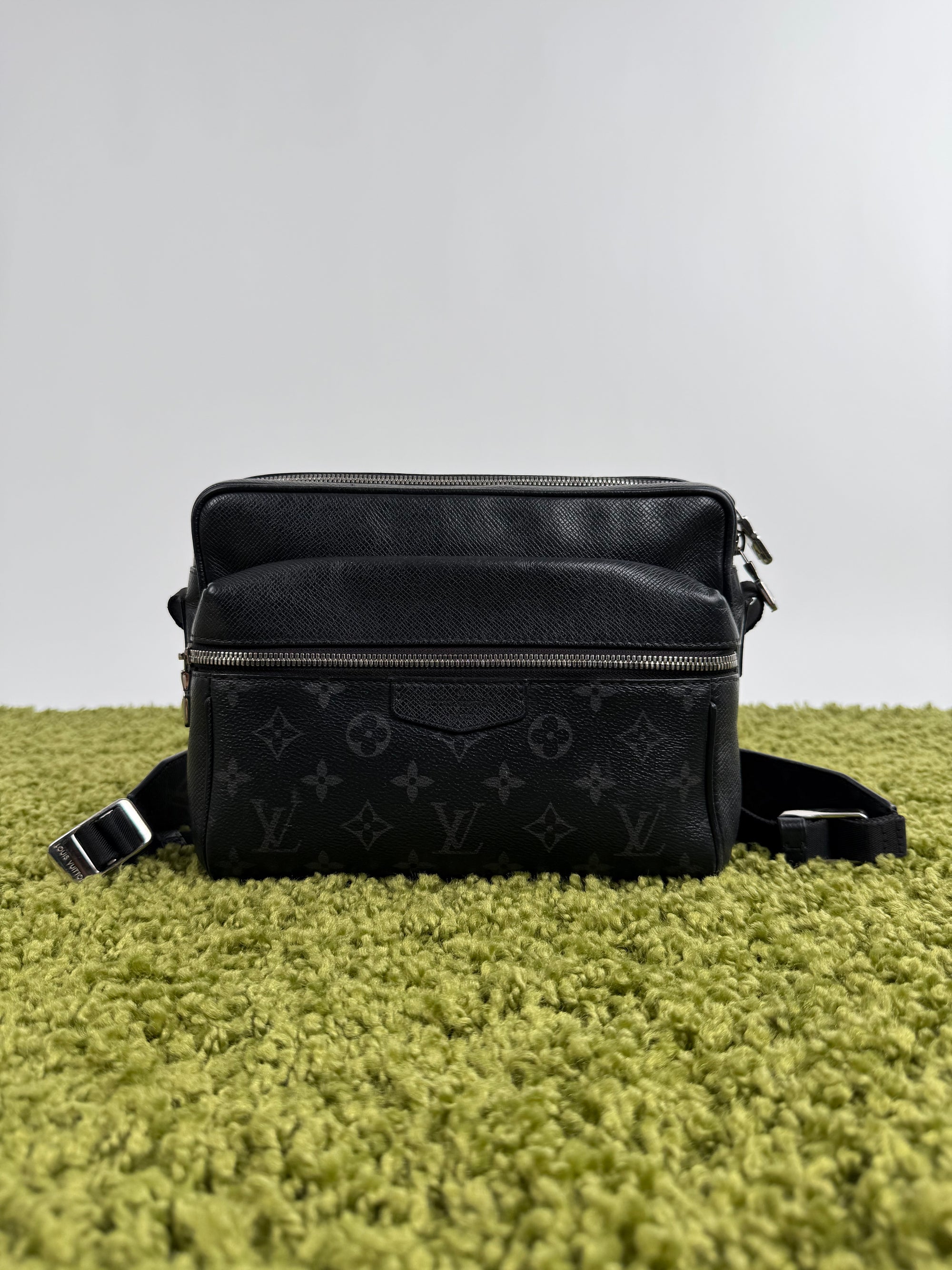 Borsello Louis Vuitton In pelle Nero