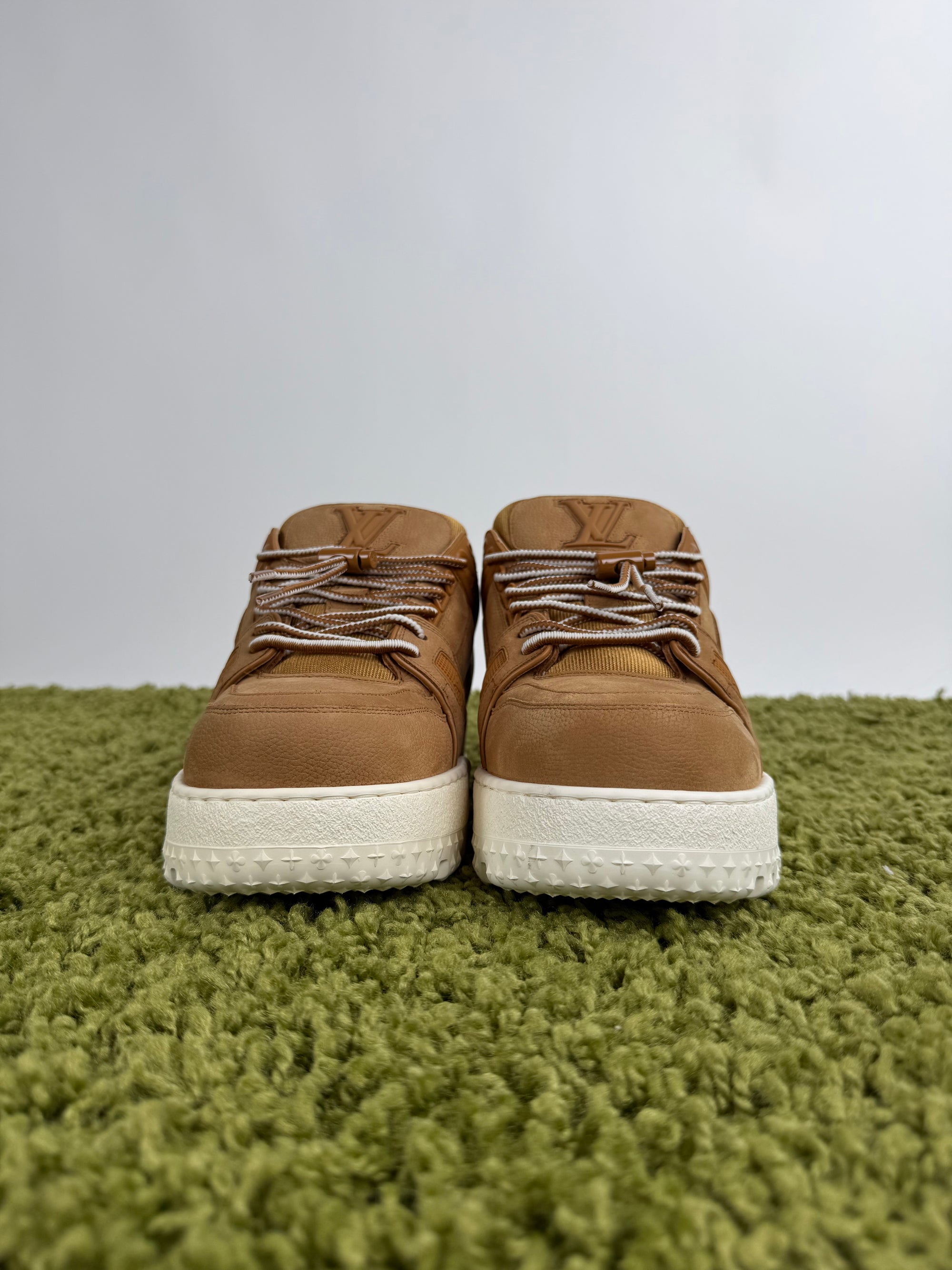 Louis Vuitton Trainer Maxi Beige 7
