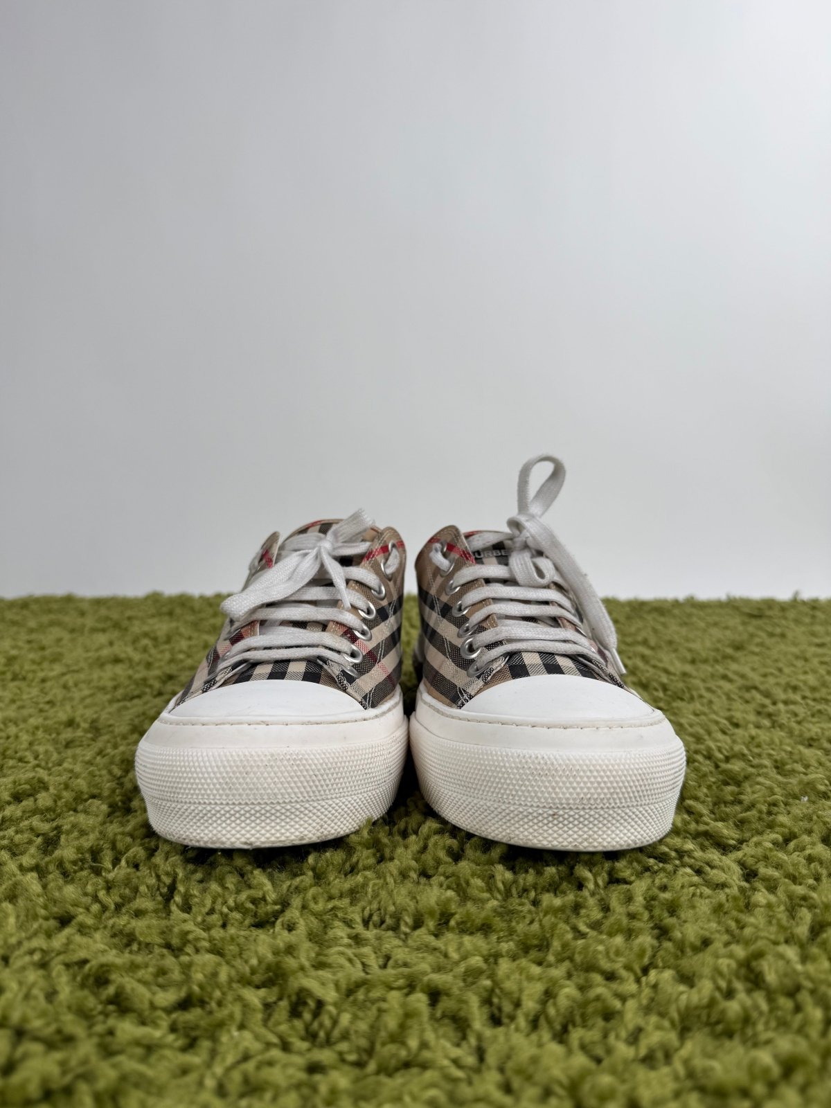 Burberry Check Sneaker Beige 42.5 - Second Hand Di Fiore