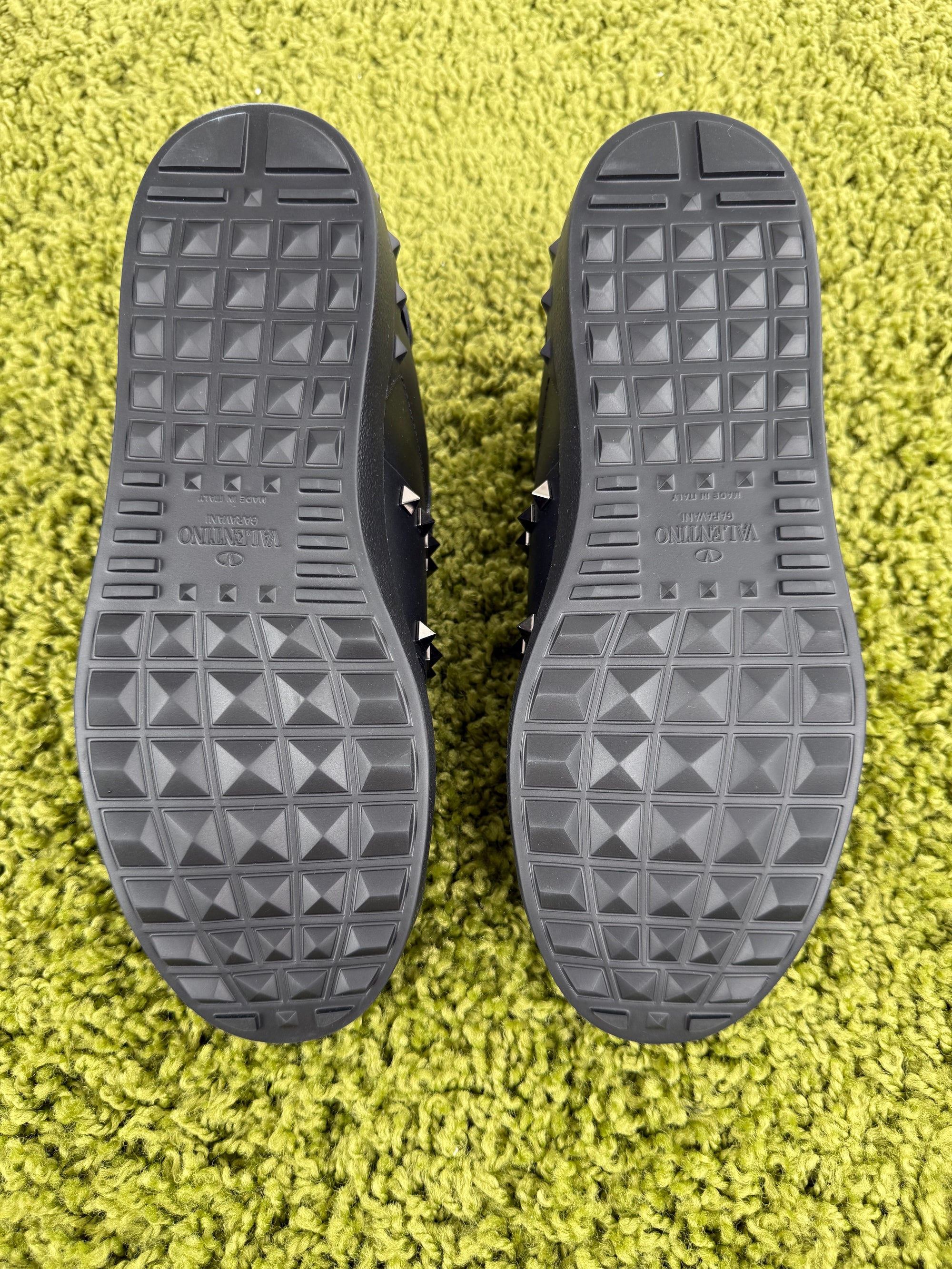 Valentino Garavani Rockstud 42.5