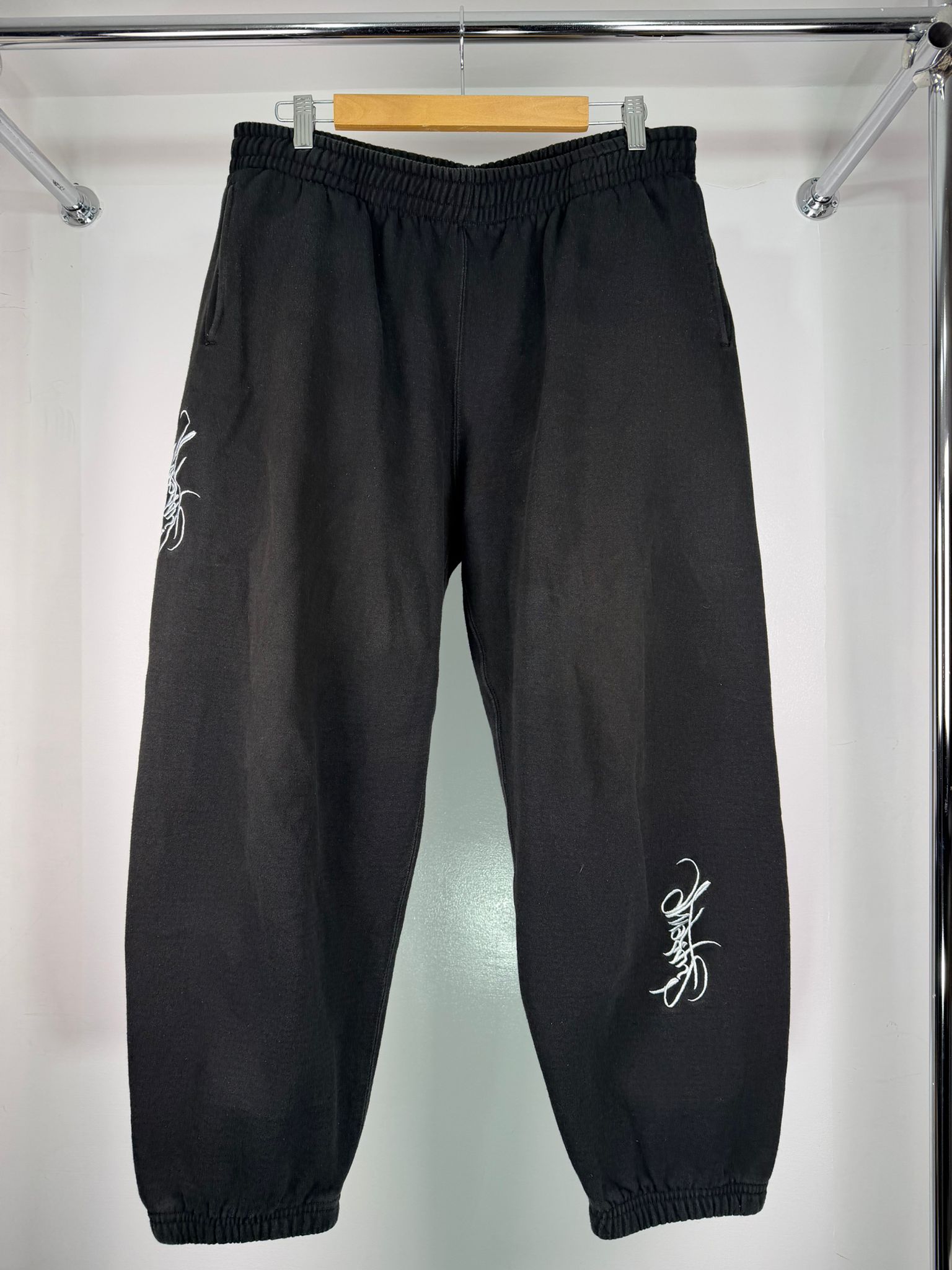 pantalone Supreme Size L nero e bianco