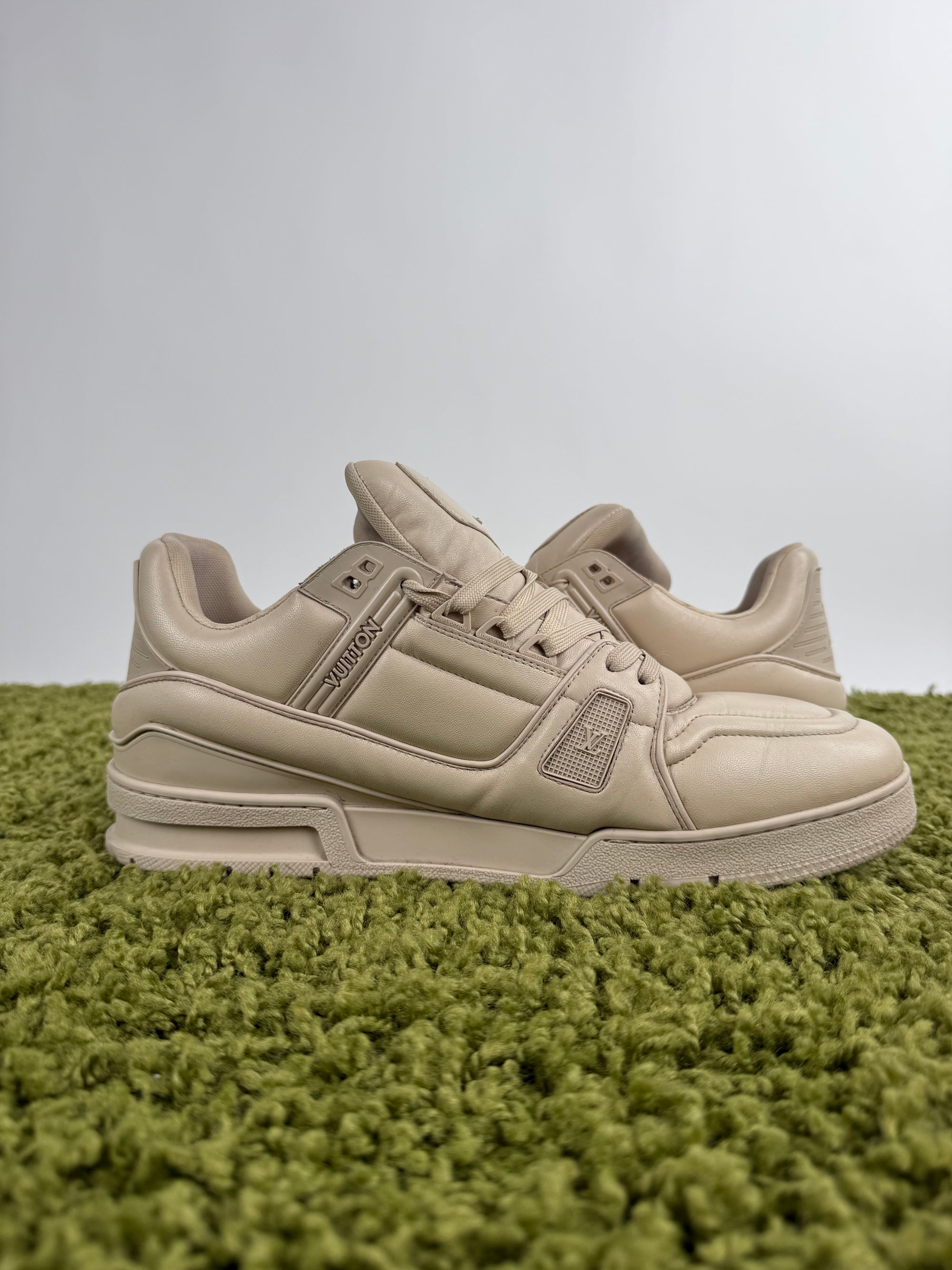 Louis Vuitton Trainer Puffer Beige 11