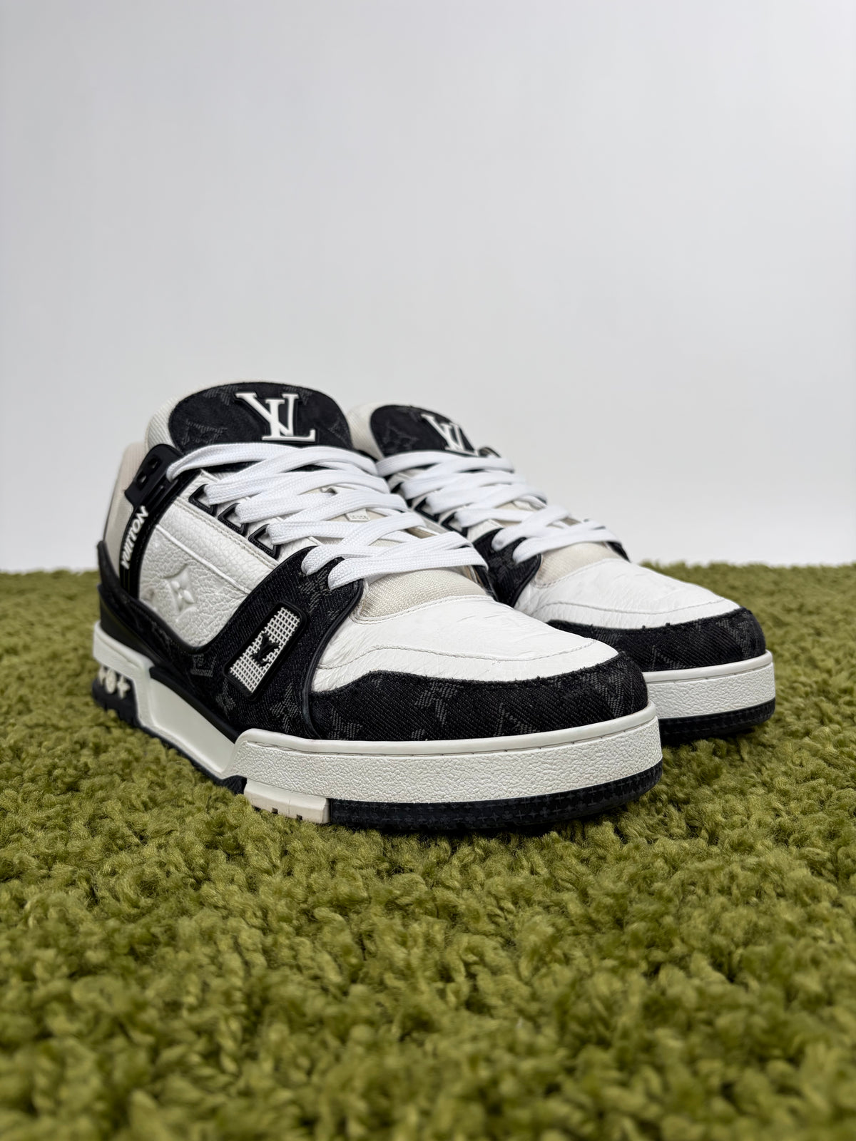 Louis Vuitton In Denim Nero 9