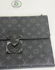Louis Vuitton pochette lock nera