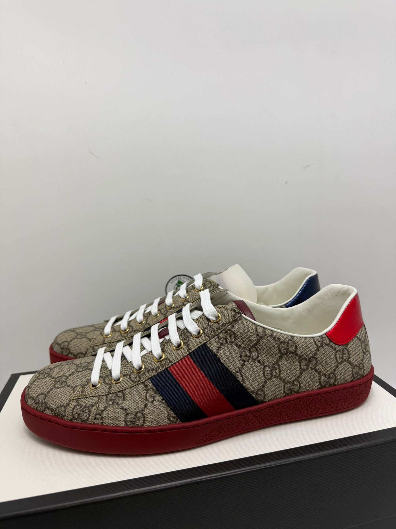 Gucci 44