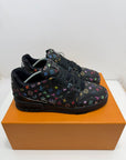 Louis Vuitton trainer 9=43 veste 44 nera e multicolore