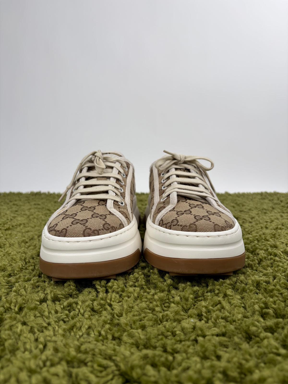 Gucci Tennis Platform Beige 8+