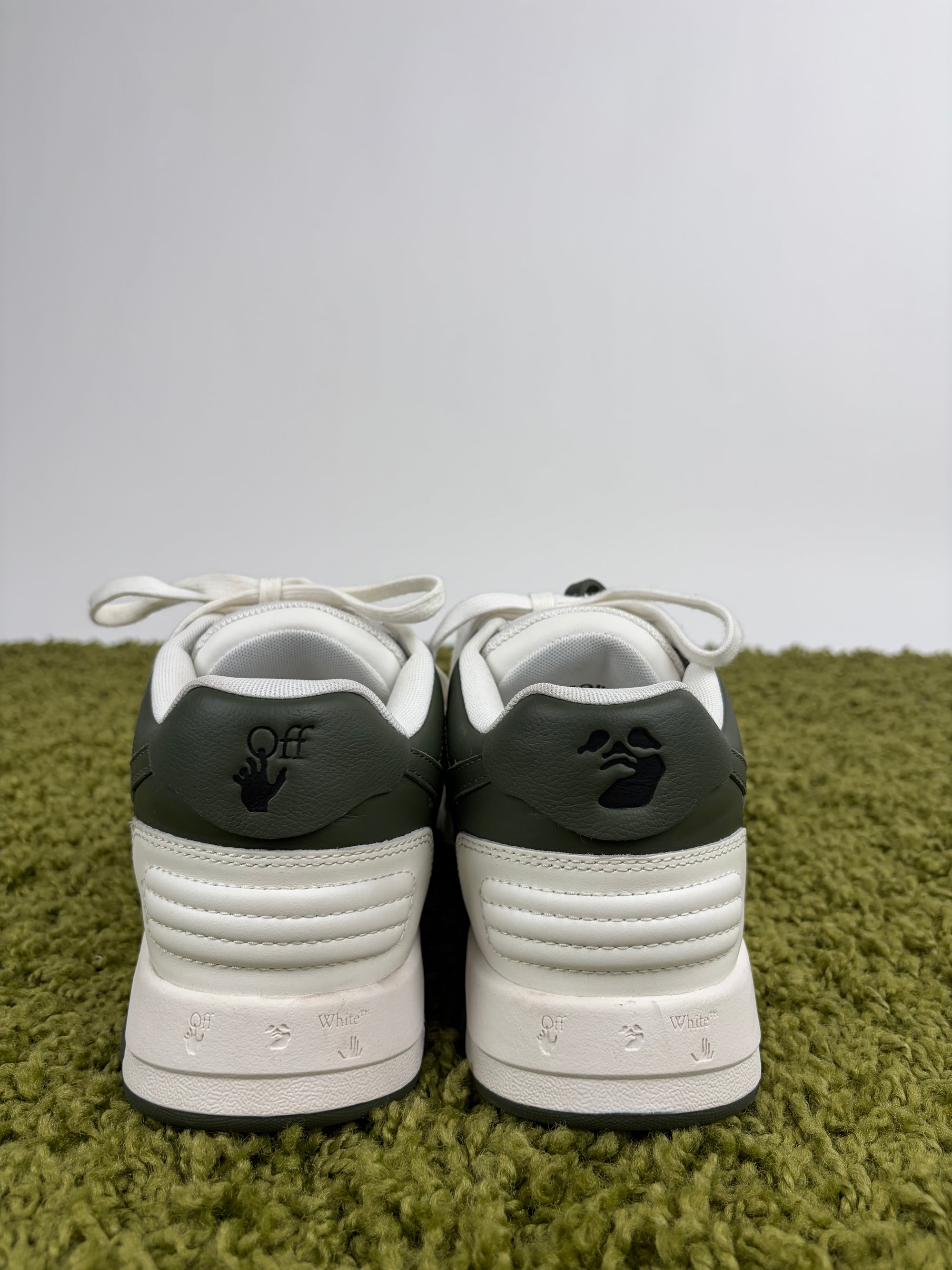 Off white Size 39 bianche e verdi