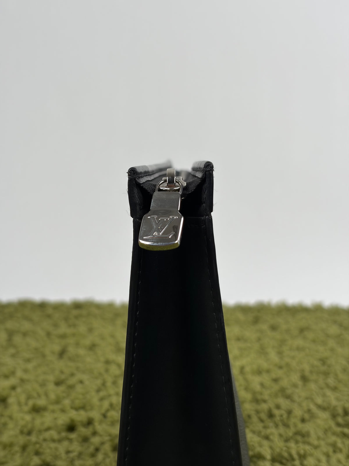 Pochette Voyage MM Louis Vuitton Nero