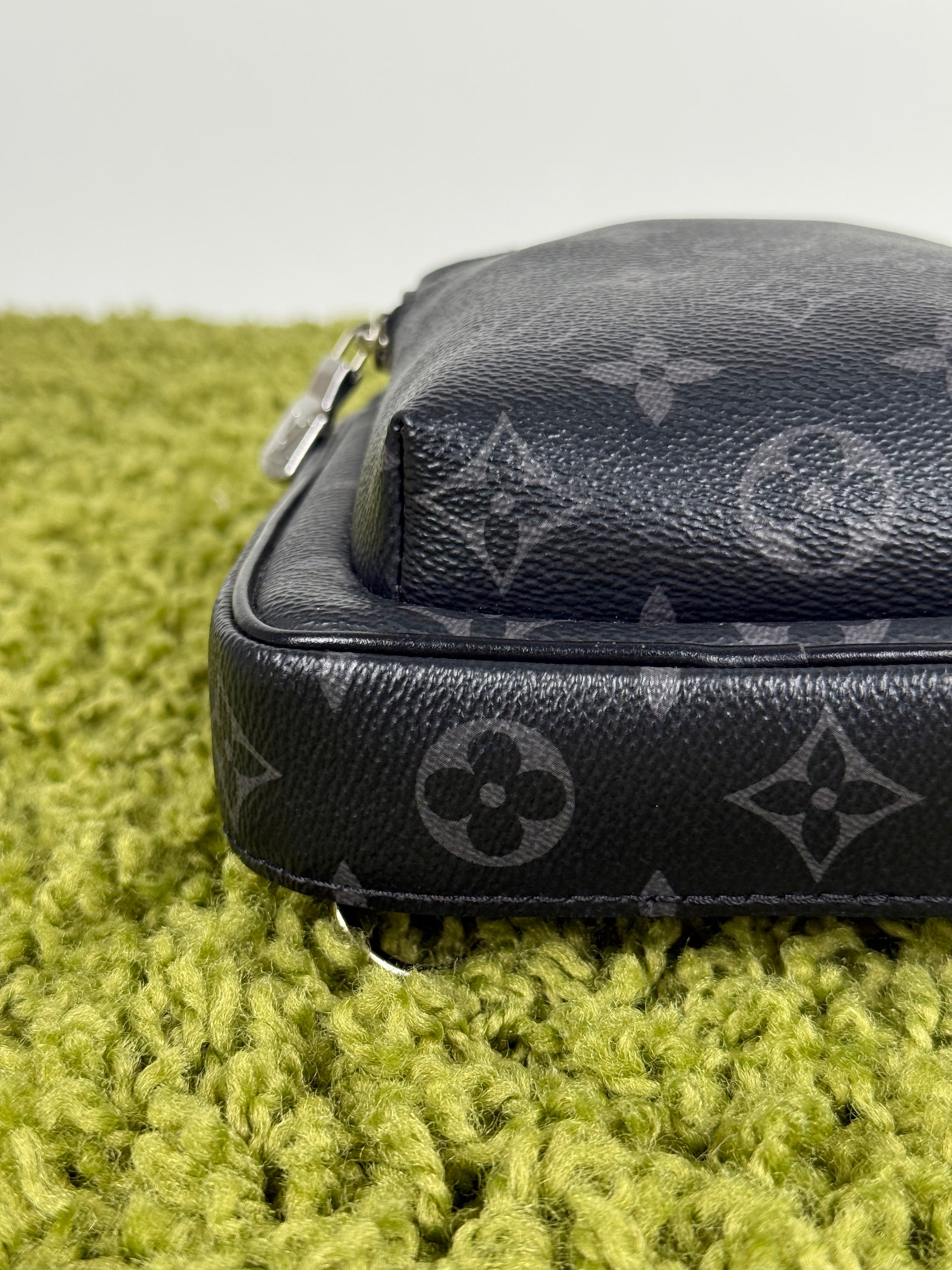 Zaino Monospalla Avenue Louis Vuitton Nero