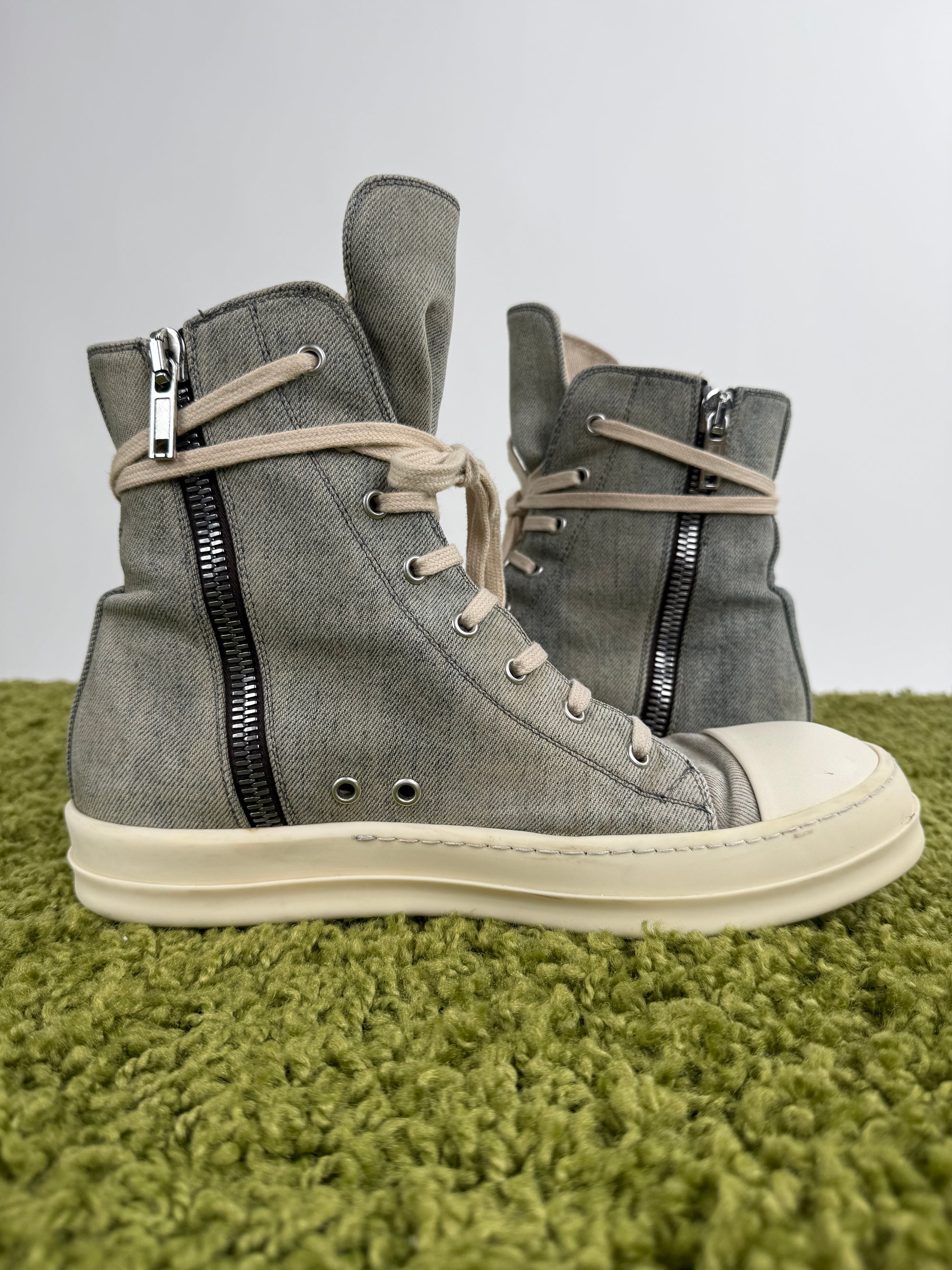 Rick Owens High Top Distressed In denim 42