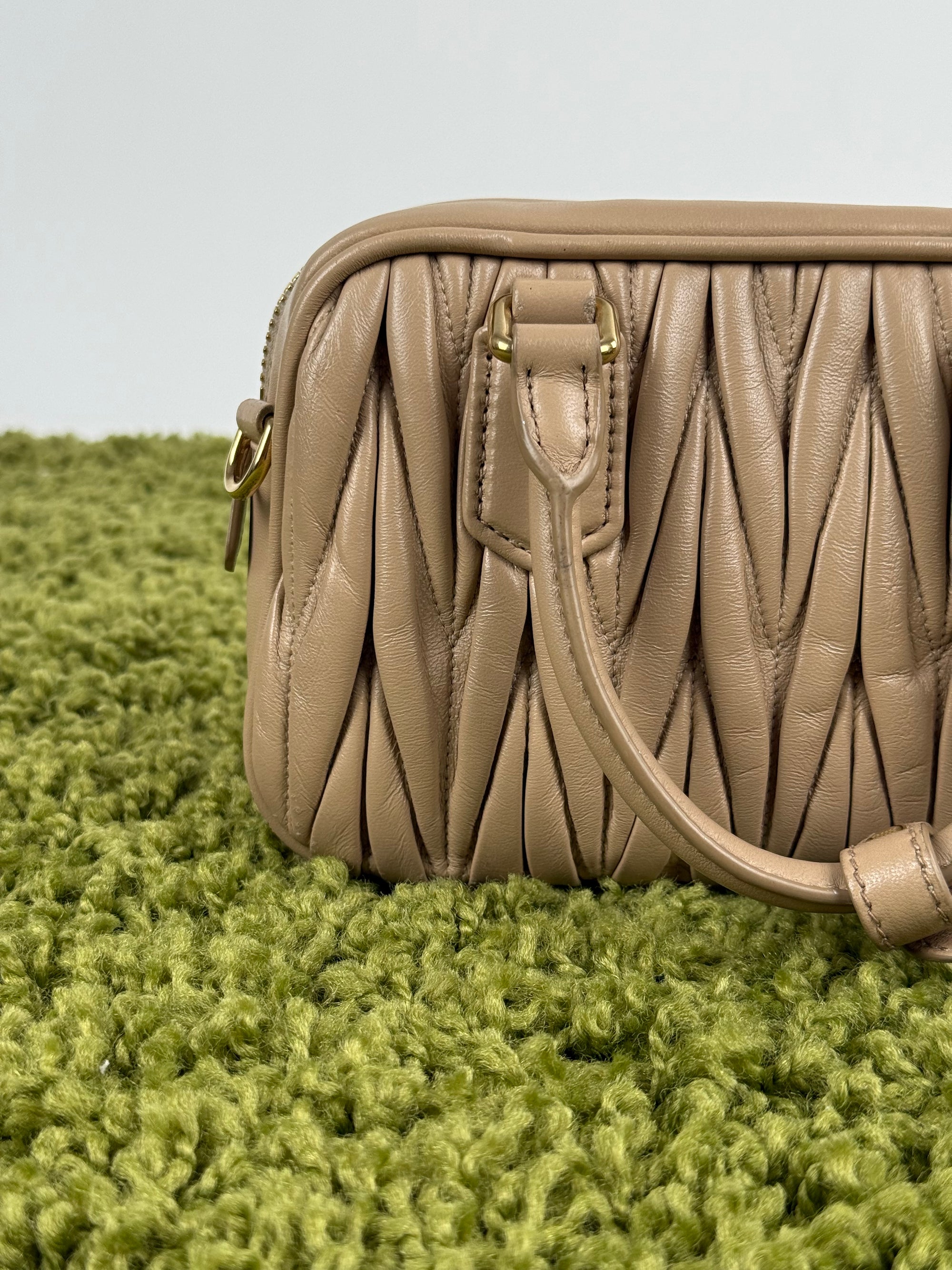 Borsa Arcadie Nappa Miu Miu Beige