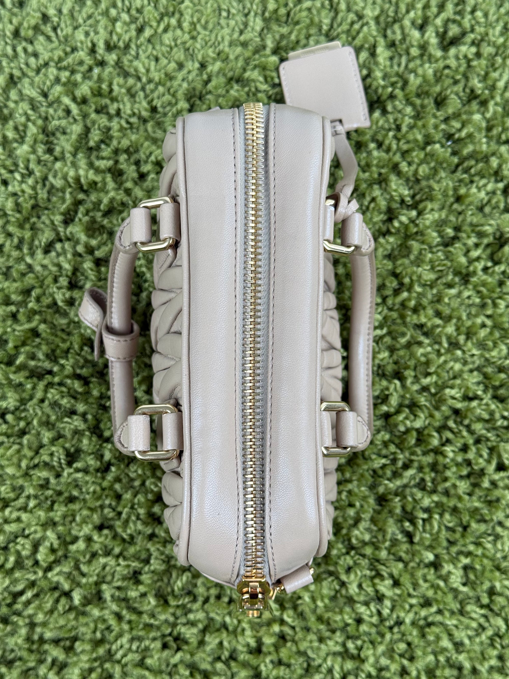 Borsa Arcadie Nappa Miu Miu Beige