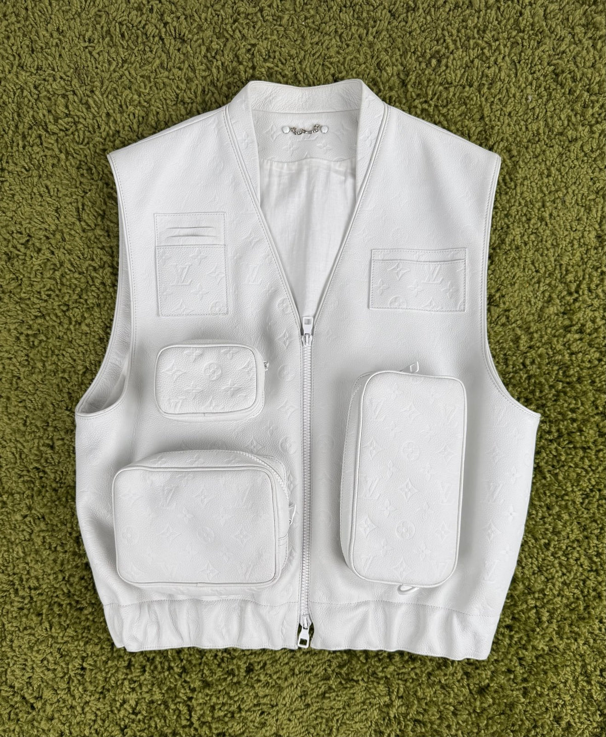 Gilet Louis Vuitton X Virgil Abloh in pelle Monogram Bianco 54 - Second Hand Di Fiore