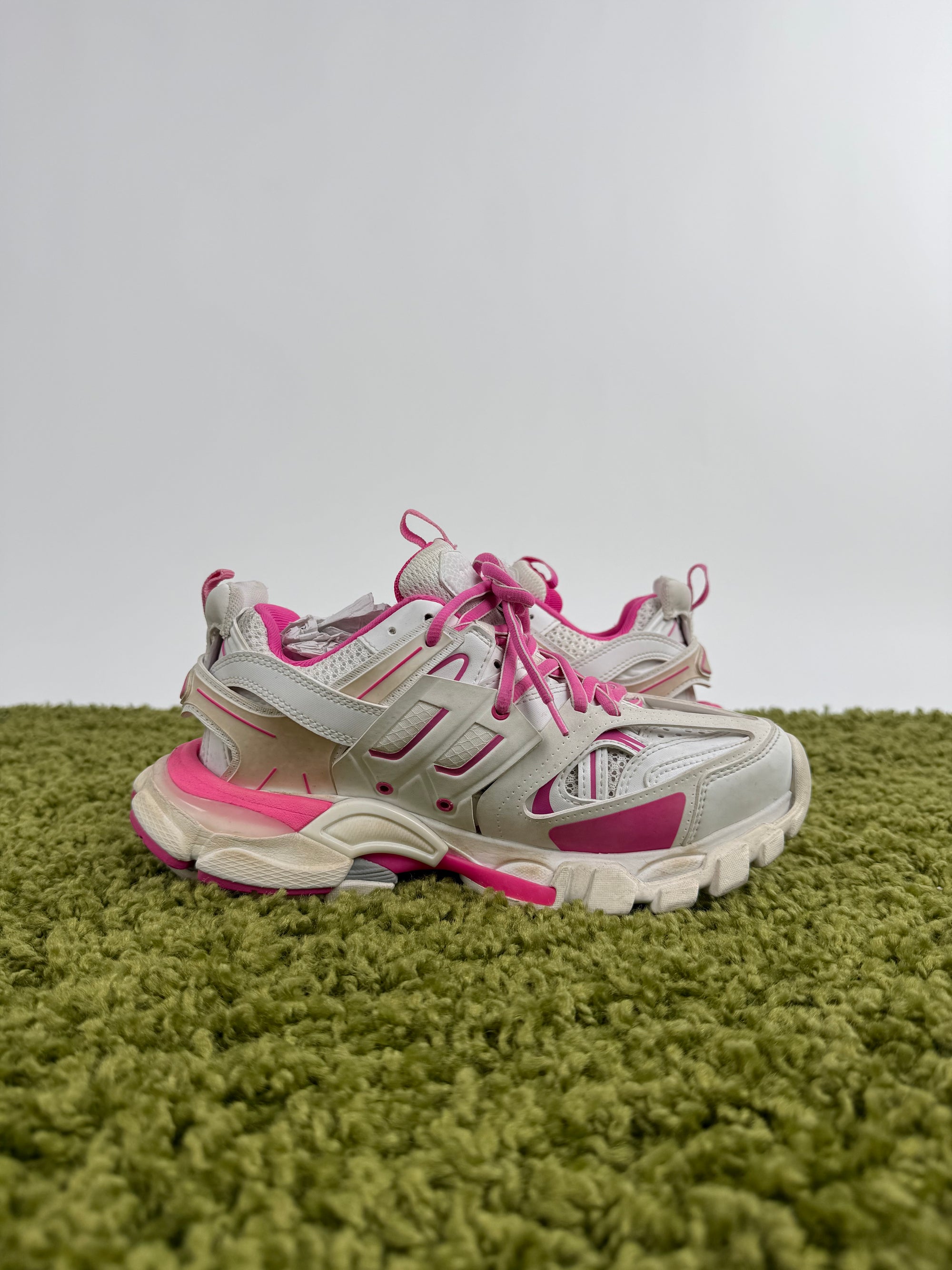 Balenciaga Track 37