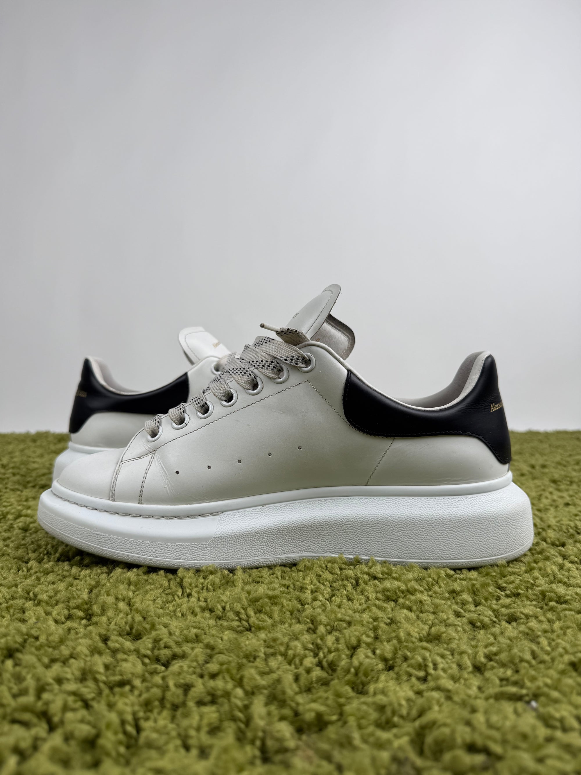 Alexander Mcqueen Sneaker 43
