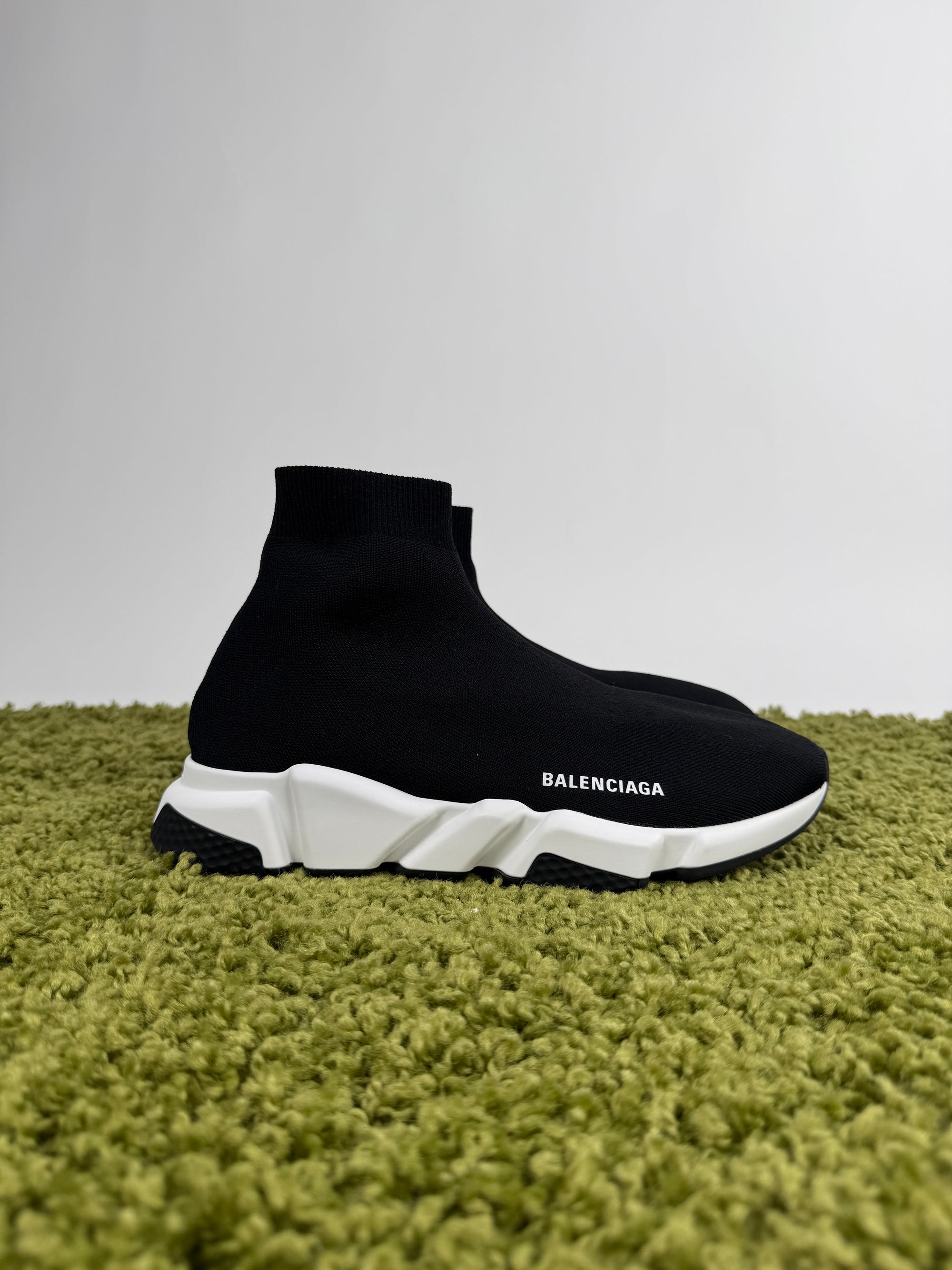 Balenciaga speed 42