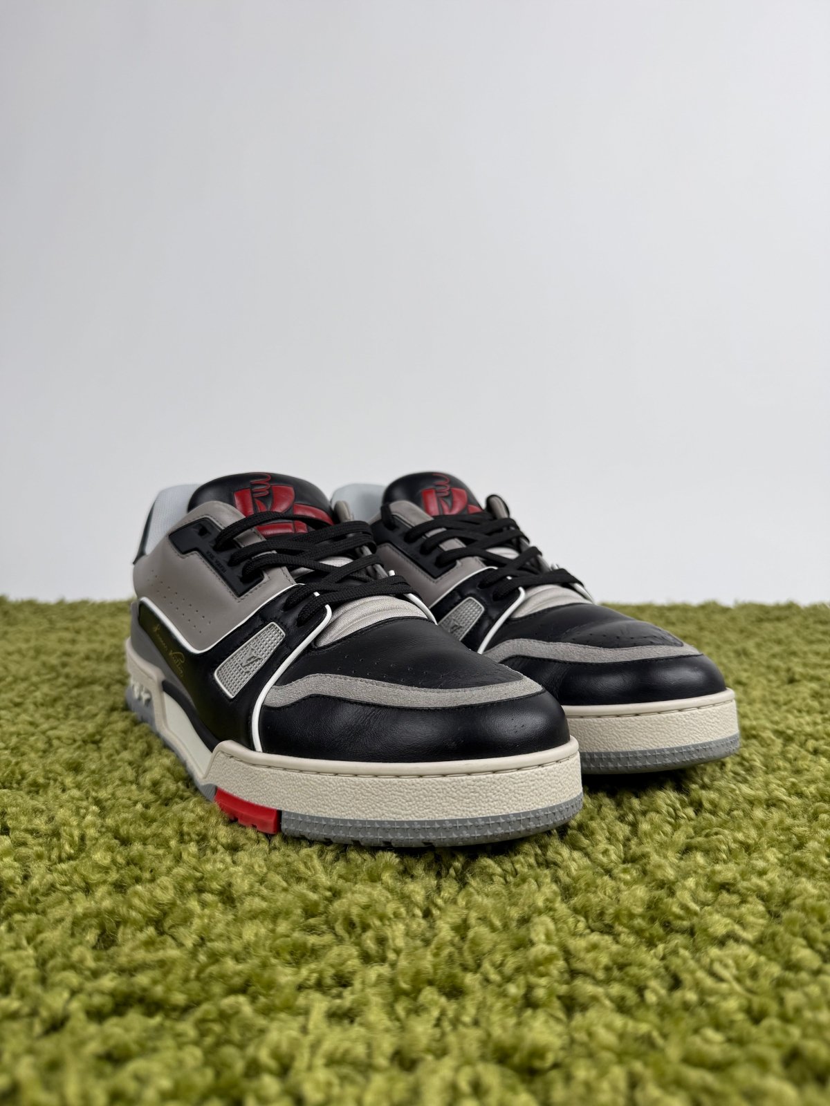 Louis Vuitton Trainer Grigia Multicolor 8 - Second Hand Di Fiore