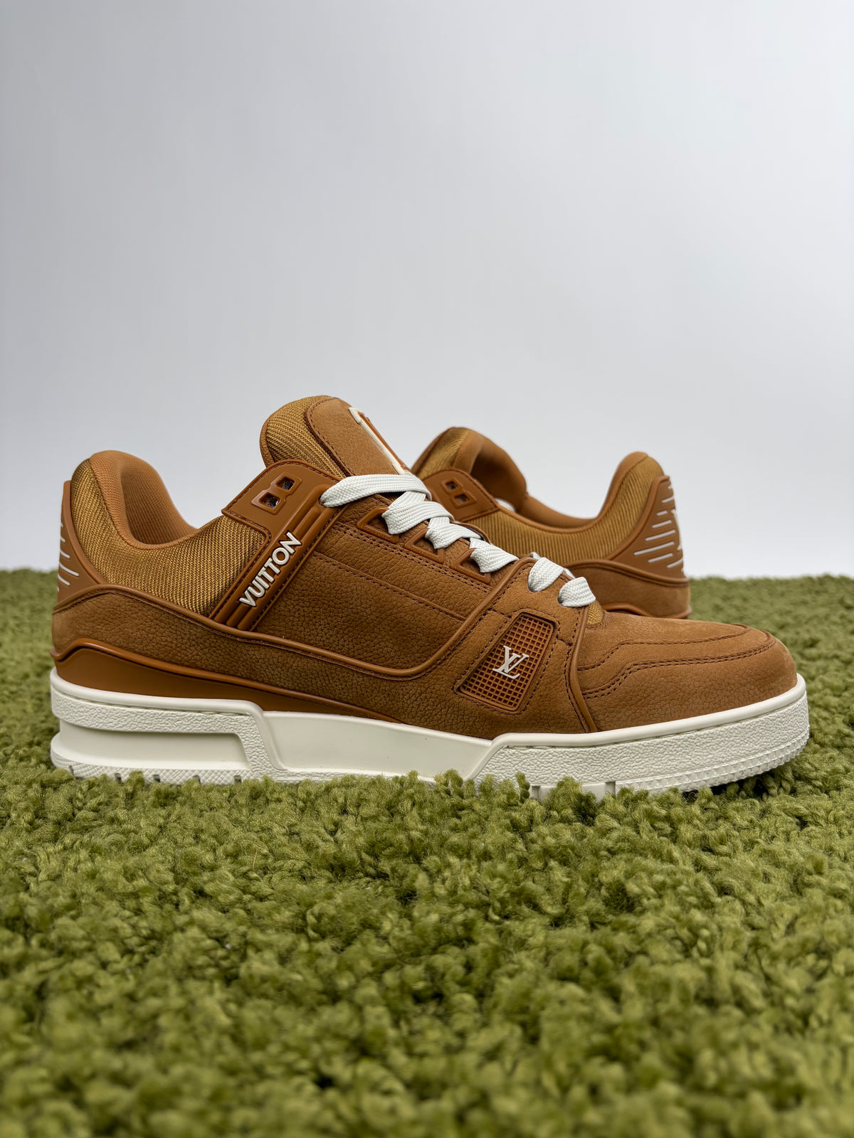 Louis Vuitton Trainer Beige 7