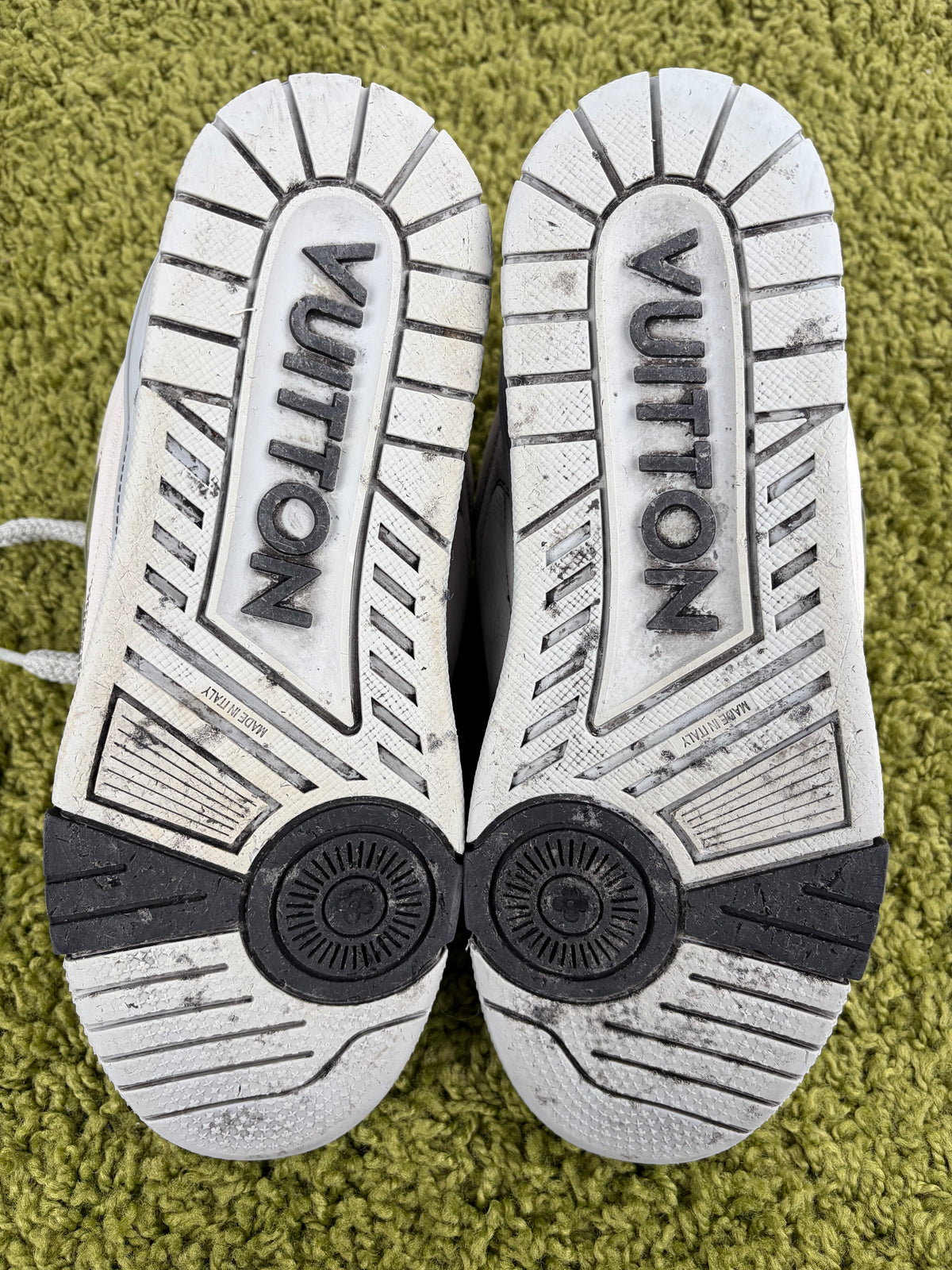 Louis Vuitton Skate Grigia 8.5