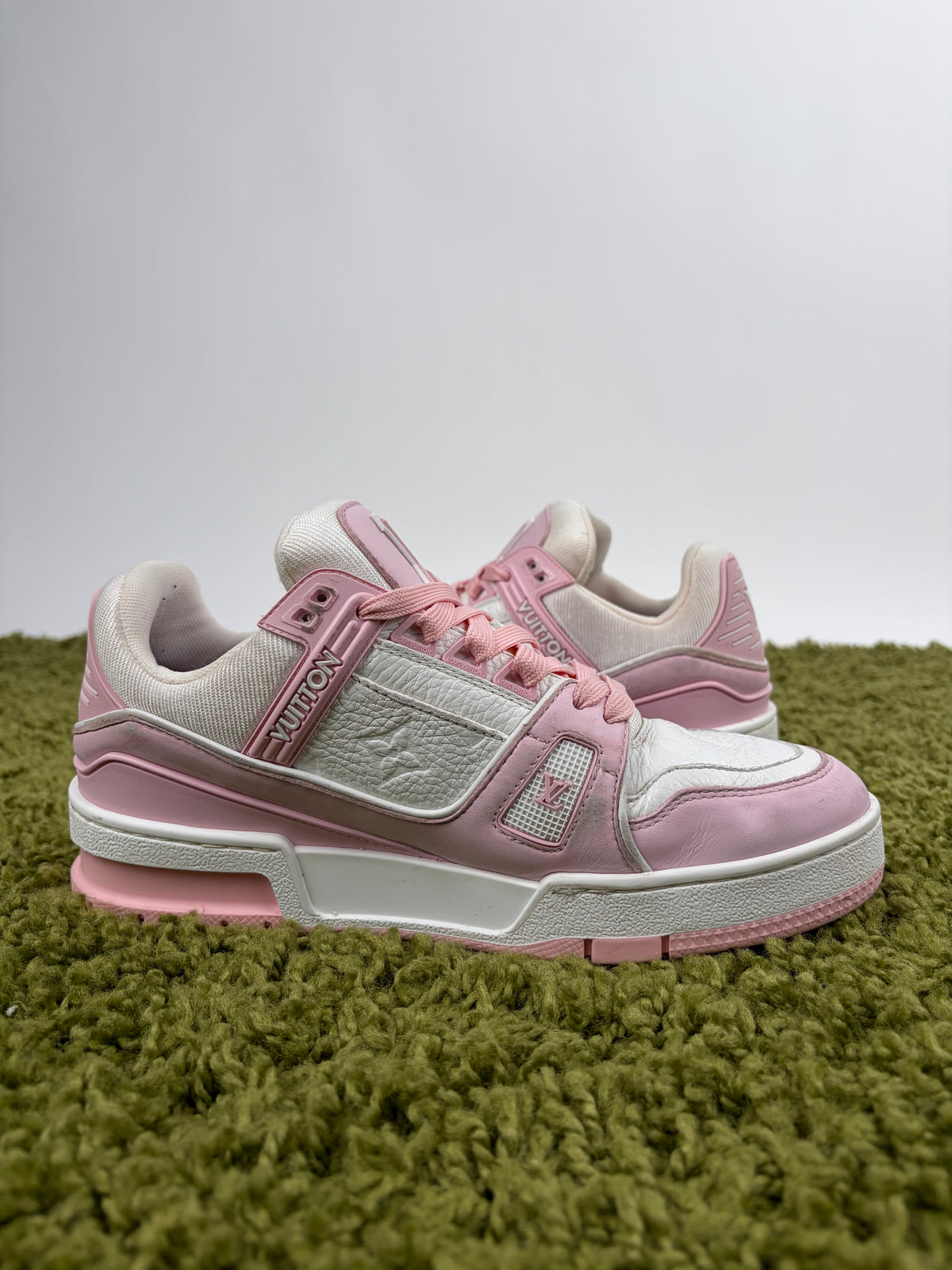 Louis Vuitton Trainer Rosa 37