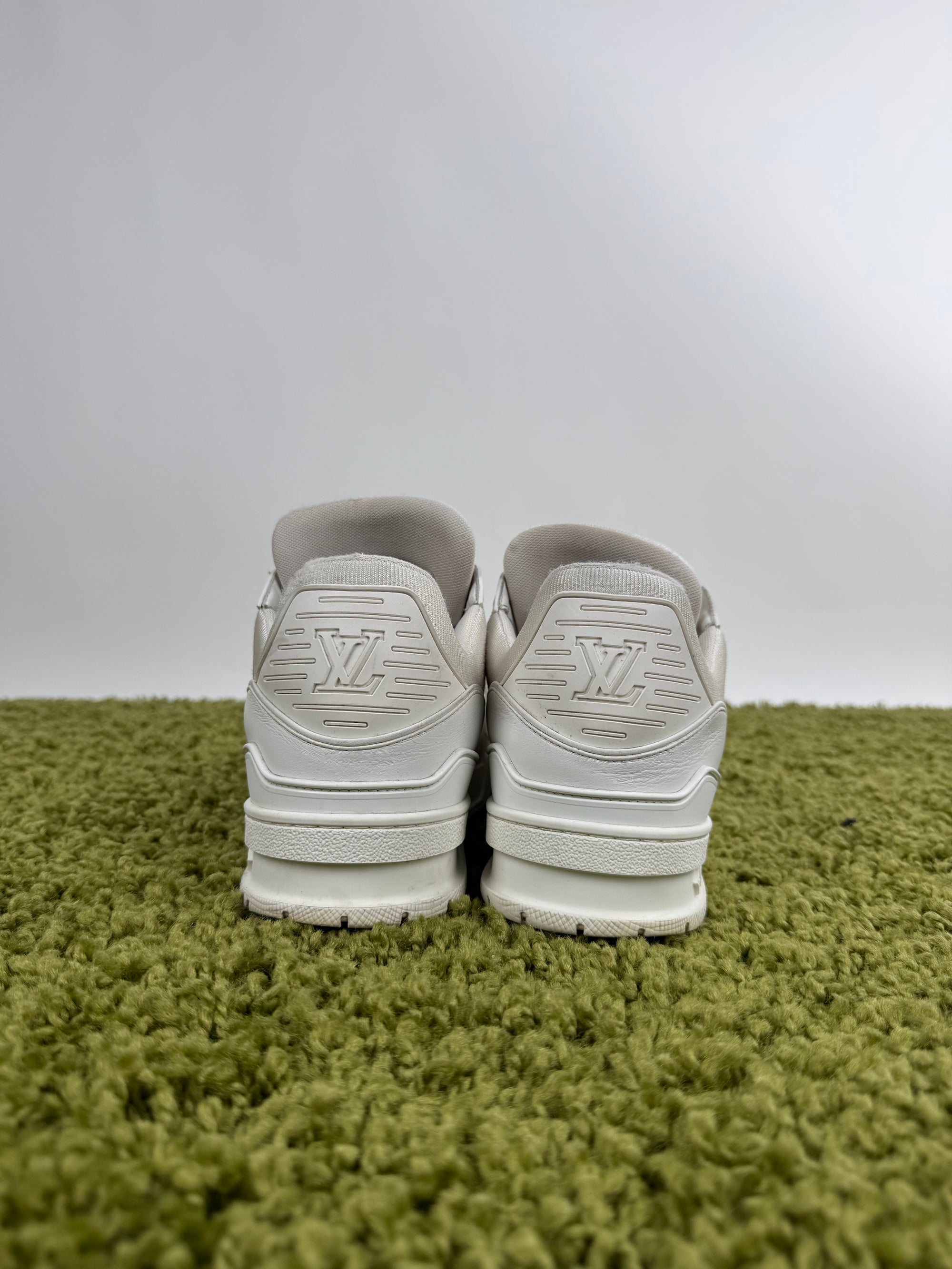 Louis Vuitton Trainer 41 veste 42