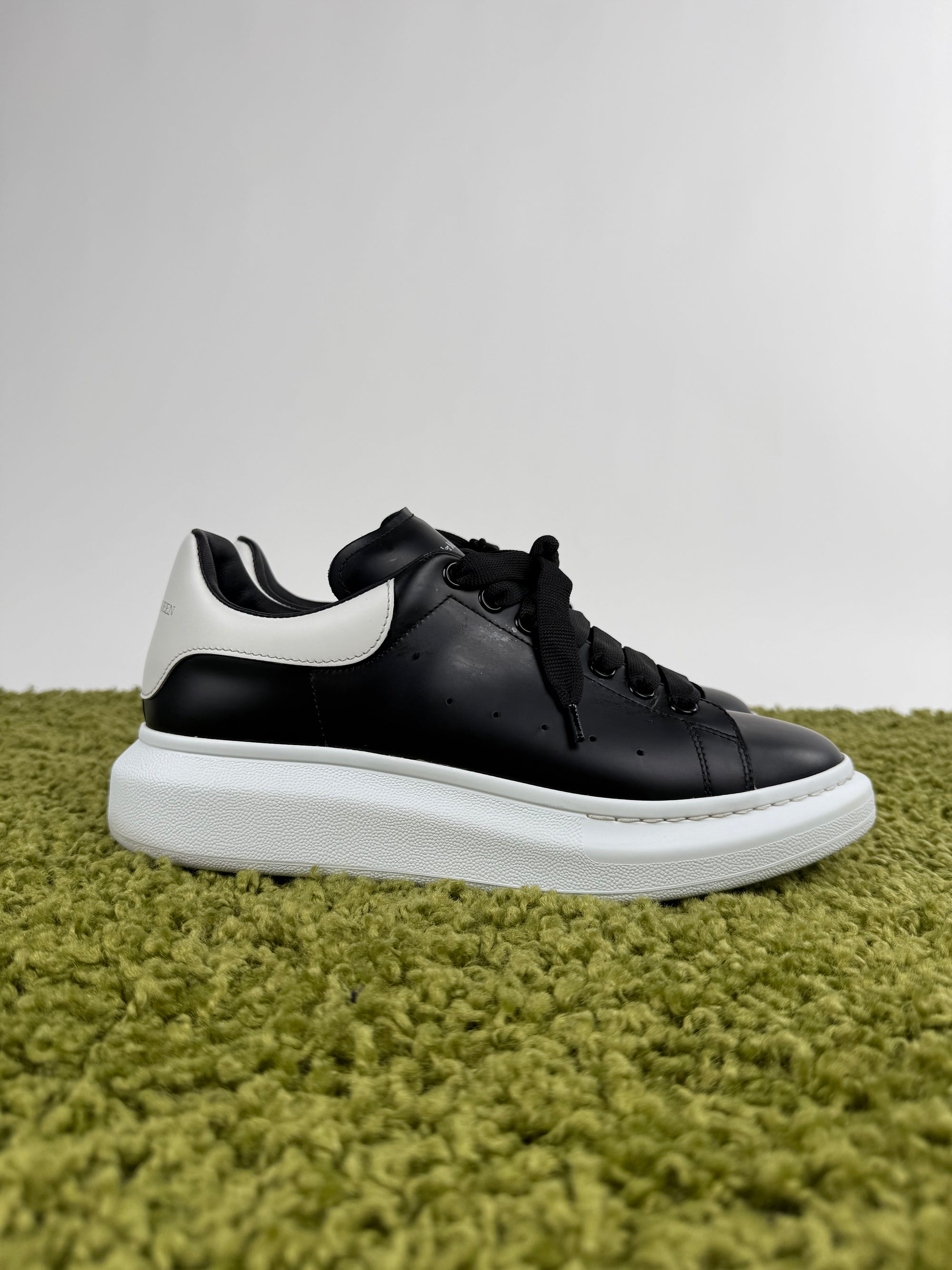 Alexander Mcqueen Sneaker nere 42