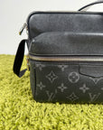 Borsa Outdoor Messenger Monogram Eclipse Taiga Louis Vuitton Nera