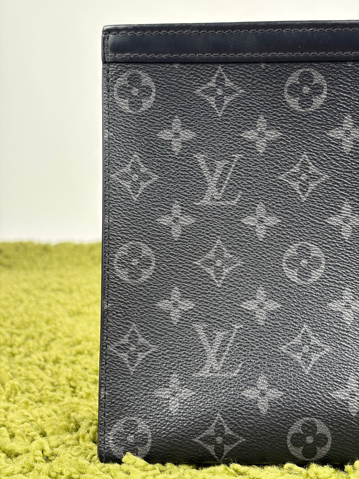 Pochette Louis Vuitton Voyage MM Nero
