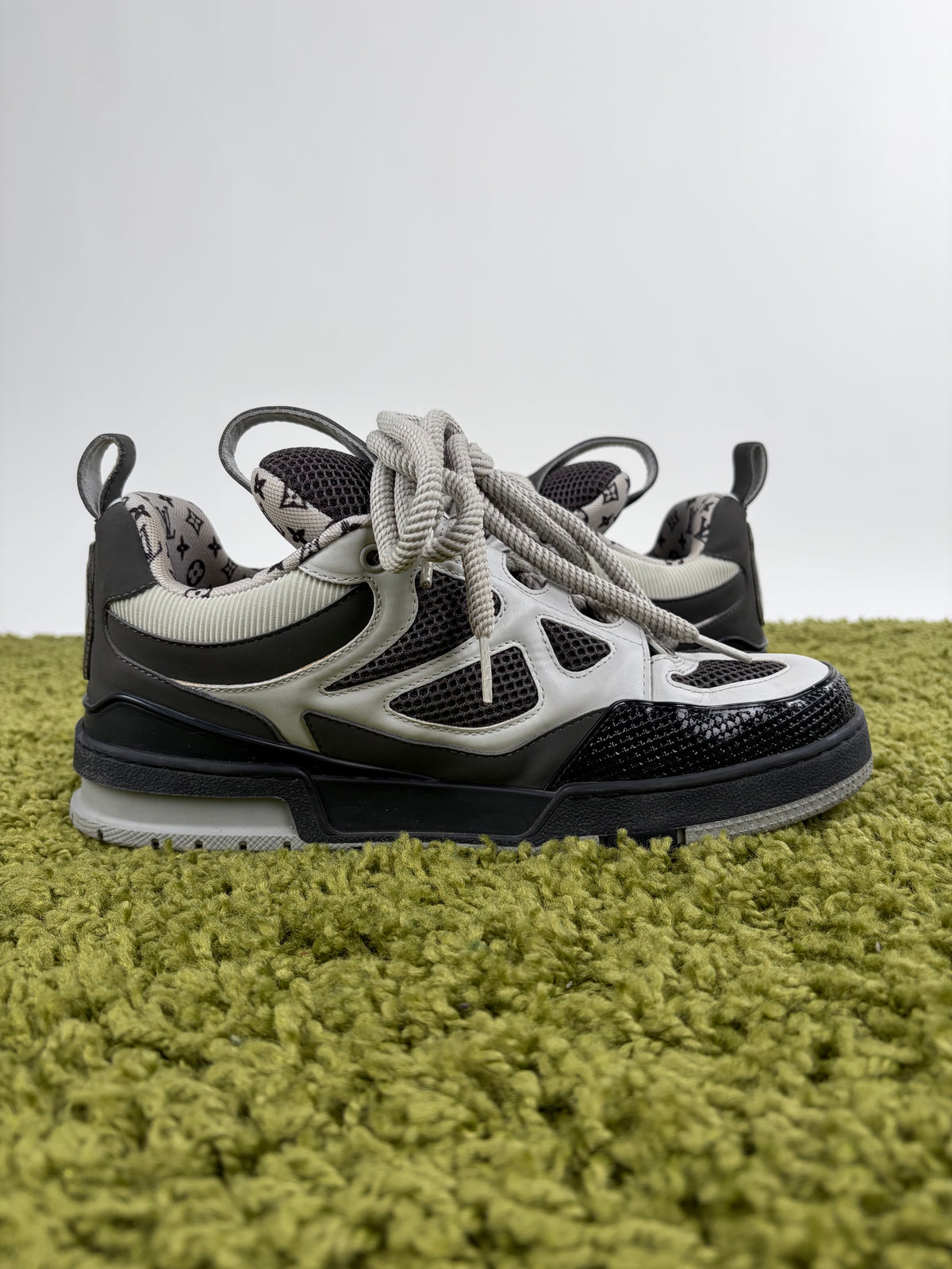 Louis Vuitton Skate Grigio 8.5