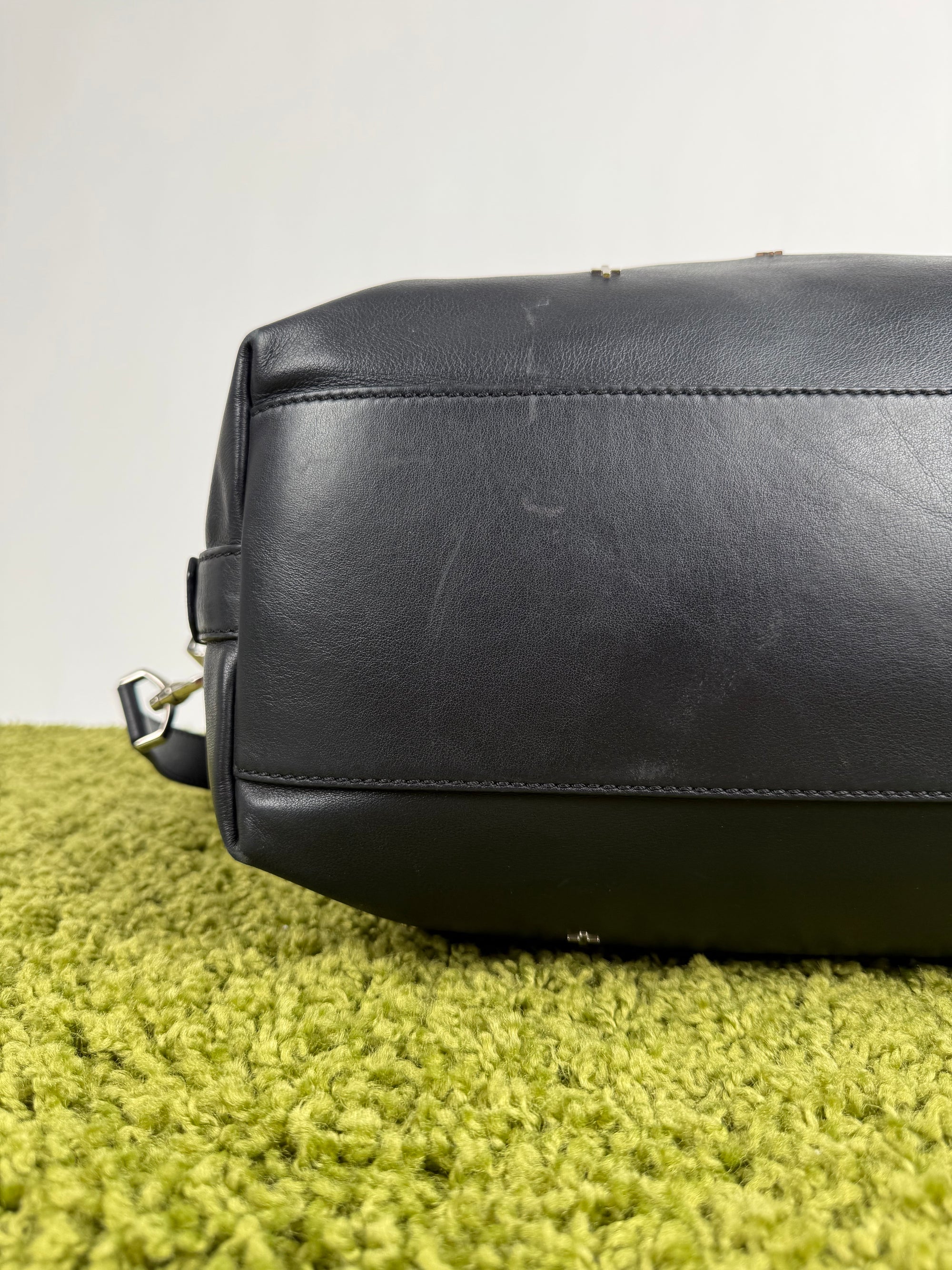Borsa Givenchy Nightingale In pelle Nera