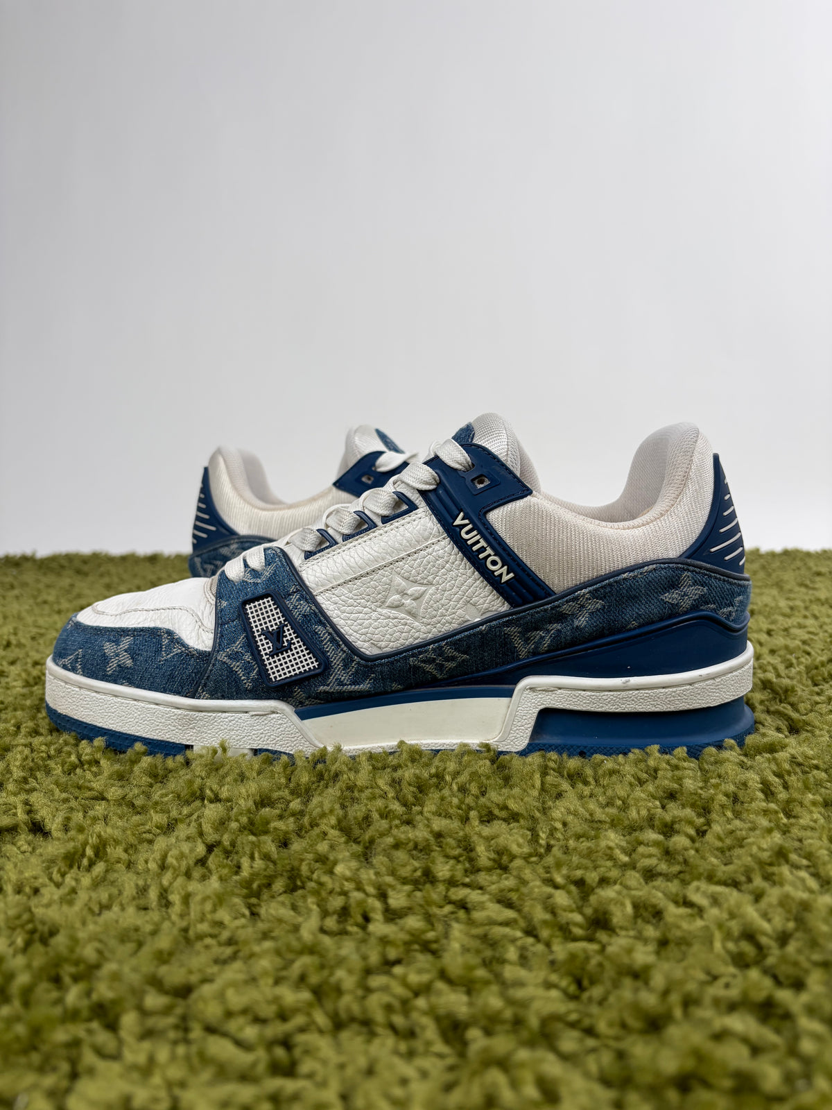 Louis Vuitton Trainer In Denim Blu 7.5