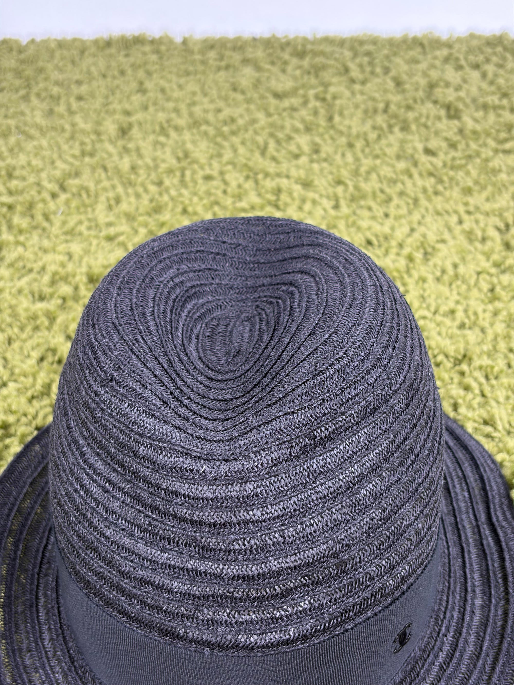 Cappello Chanel nero
