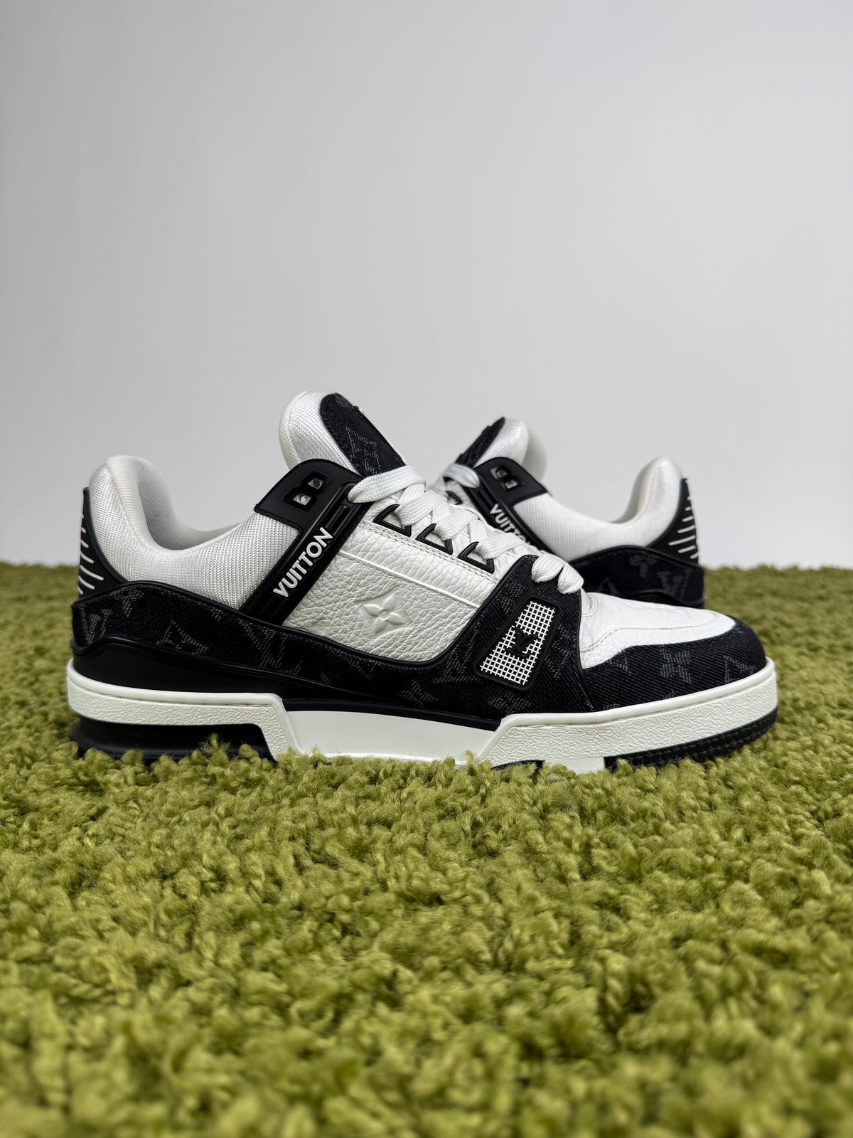 Louis Vuitton Trainer In Denim 7.5