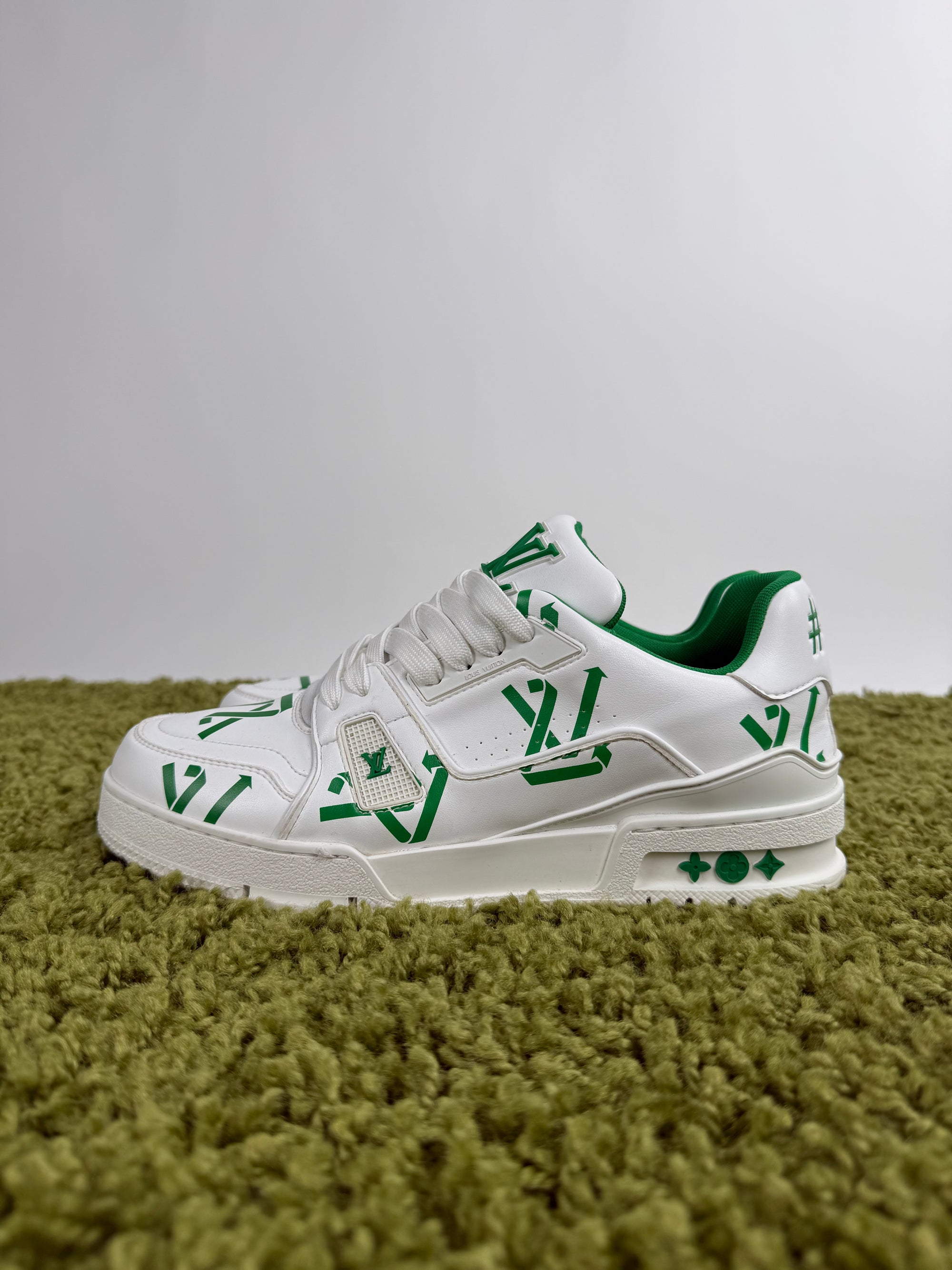 Louis Vuitton Trainer Bianca 6